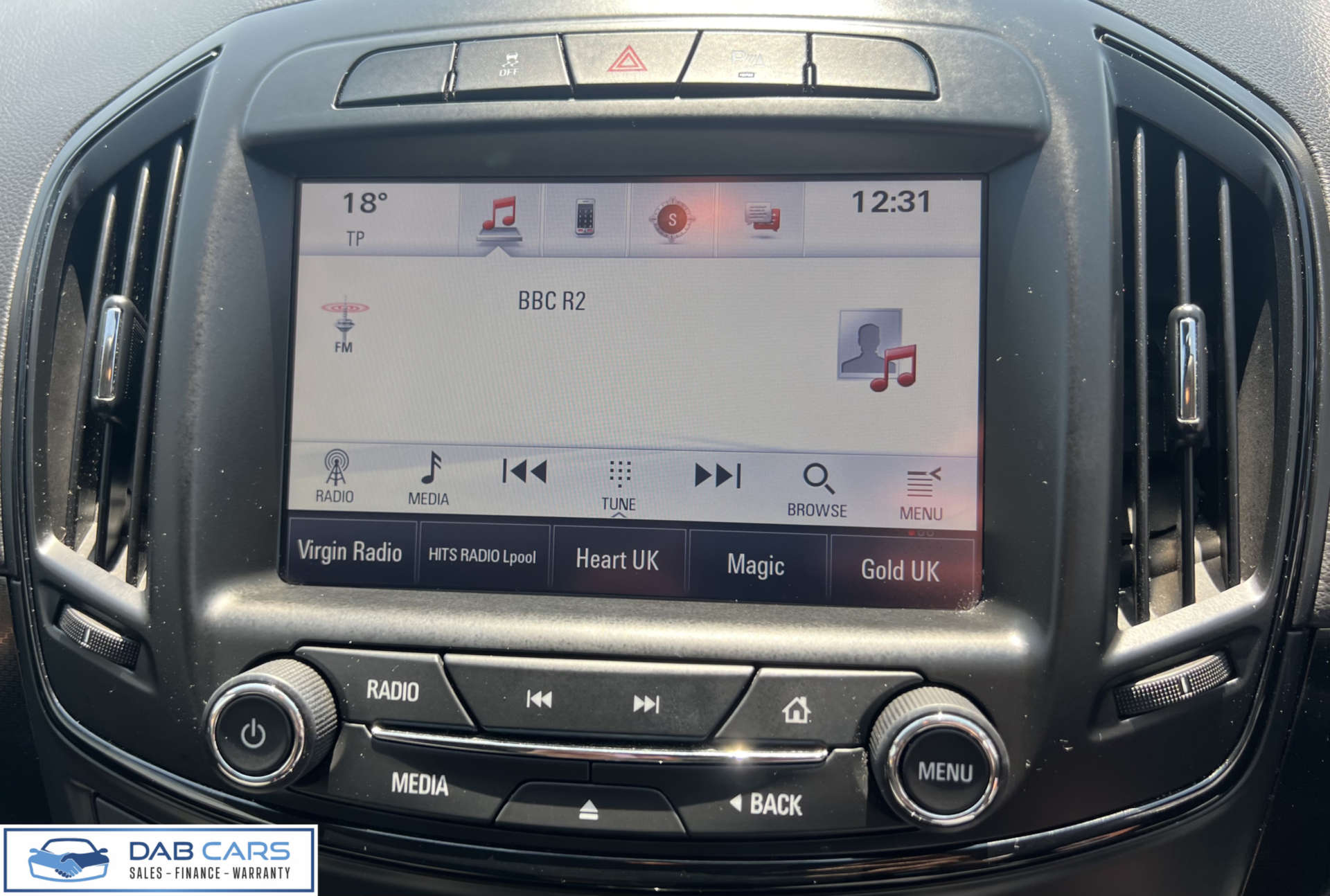 Vauxhall INSIGNIA 2.0 Insignia SRI Nav CDTI Auto 5dr #47