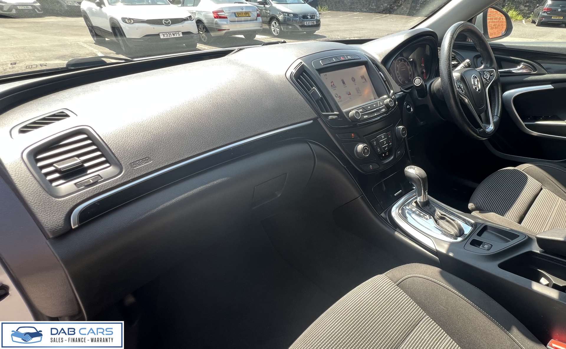 Vauxhall INSIGNIA 2.0 Insignia SRI Nav CDTI Auto 5dr #53
