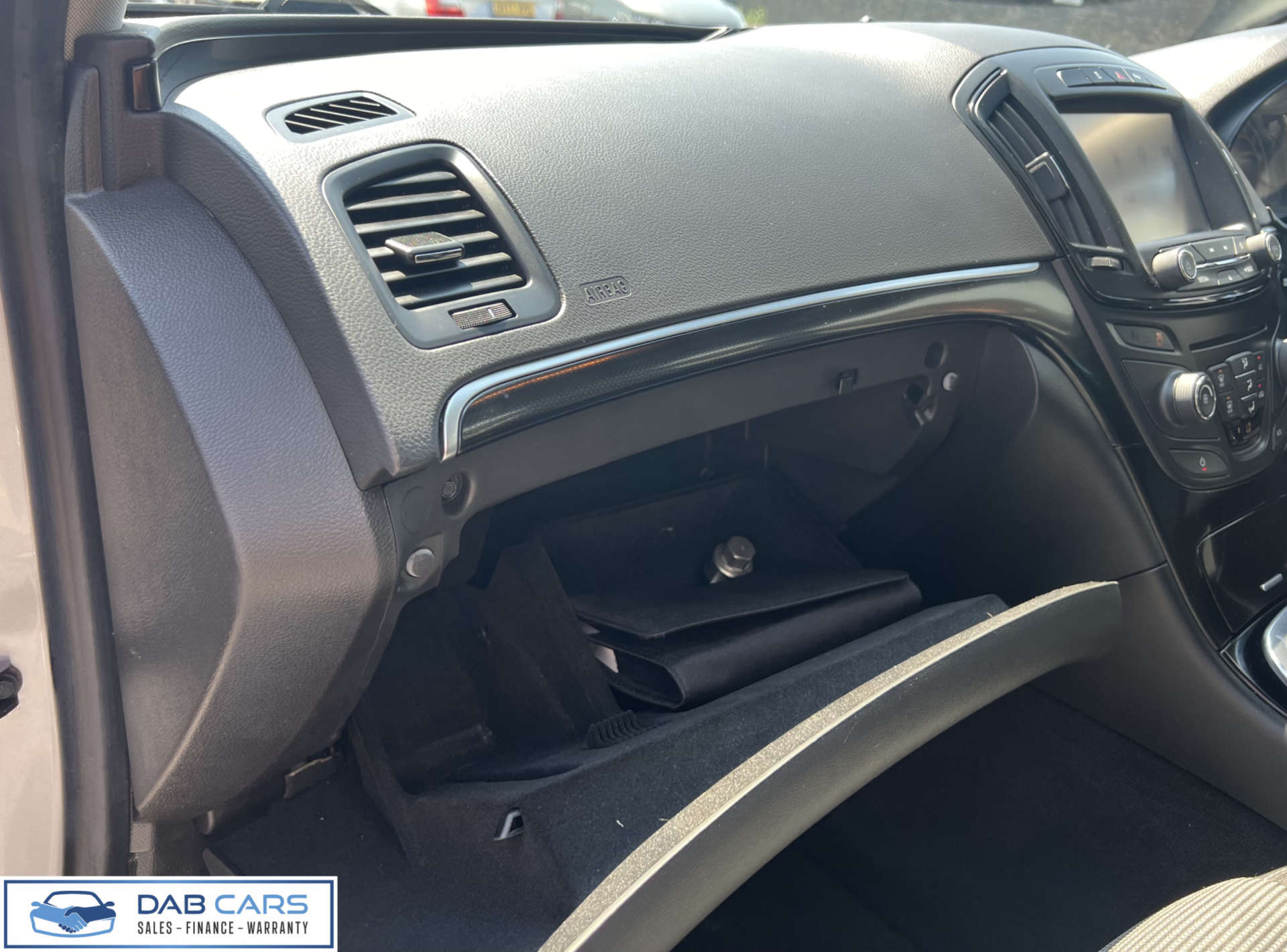 Vauxhall INSIGNIA 2.0 Insignia SRI Nav CDTI Auto 5dr #57