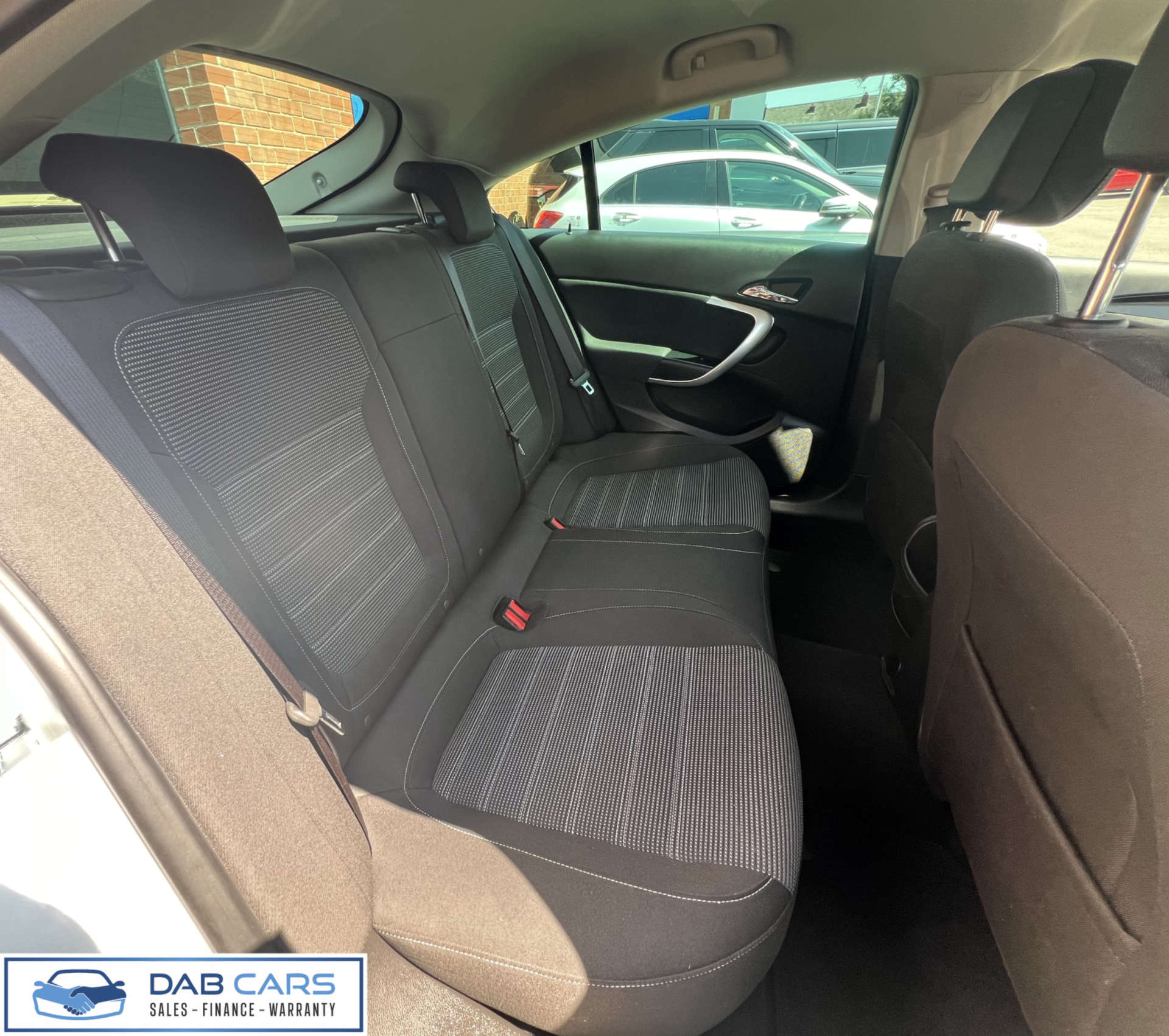 Vauxhall INSIGNIA 2.0 Insignia SRI Nav CDTI Auto 5dr #64