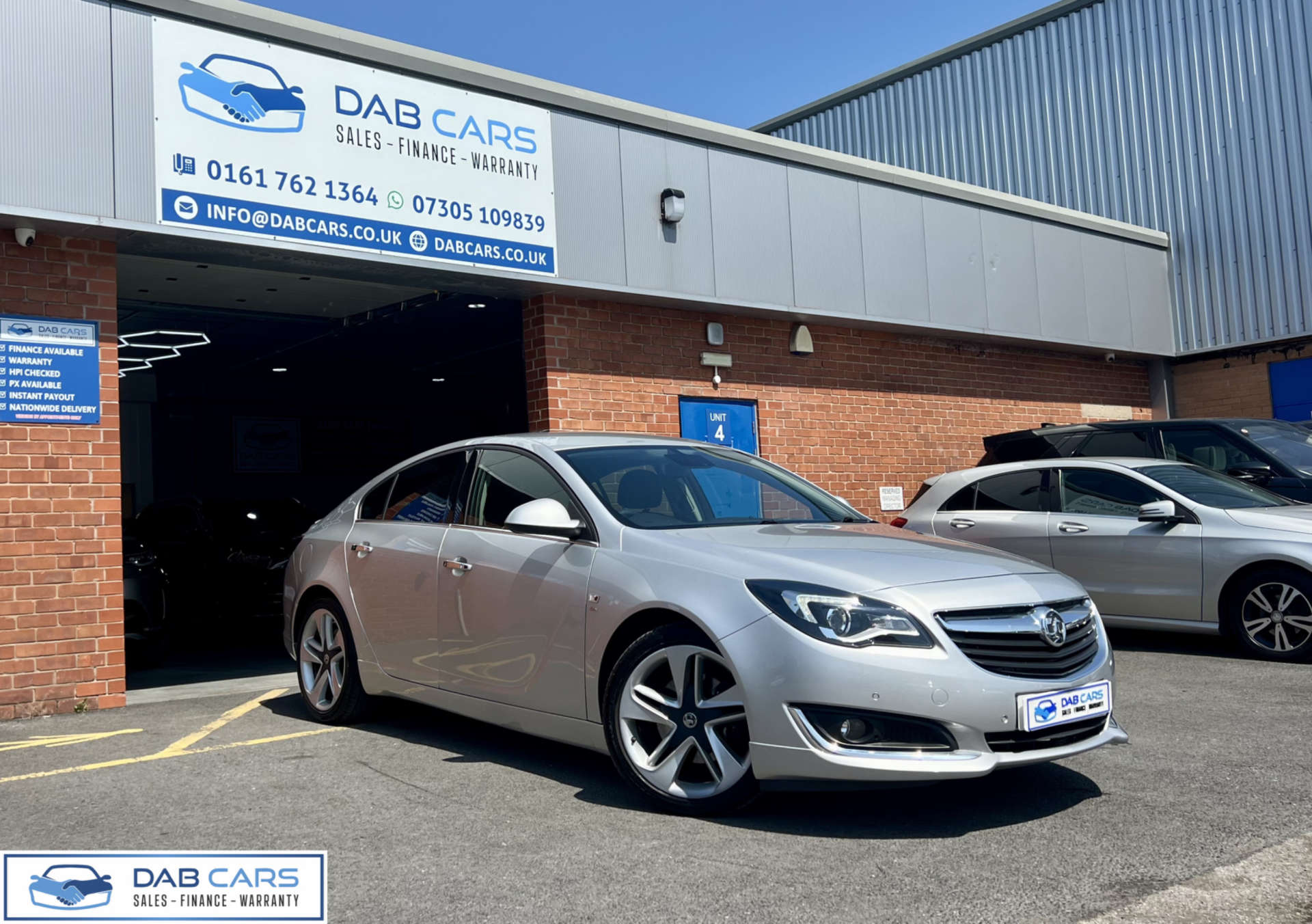 Vauxhall INSIGNIA 2.0 Insignia SRI Nav CDTI Auto 5dr #24
