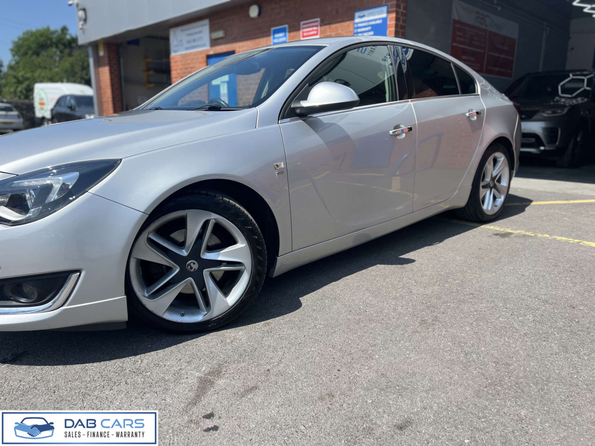 Vauxhall INSIGNIA 2.0 Insignia SRI Nav CDTI Auto 5dr #69