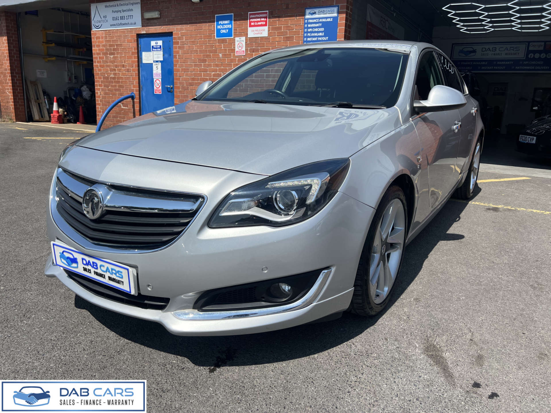 Vauxhall INSIGNIA 2.0 Insignia SRI Nav CDTI Auto 5dr #77
