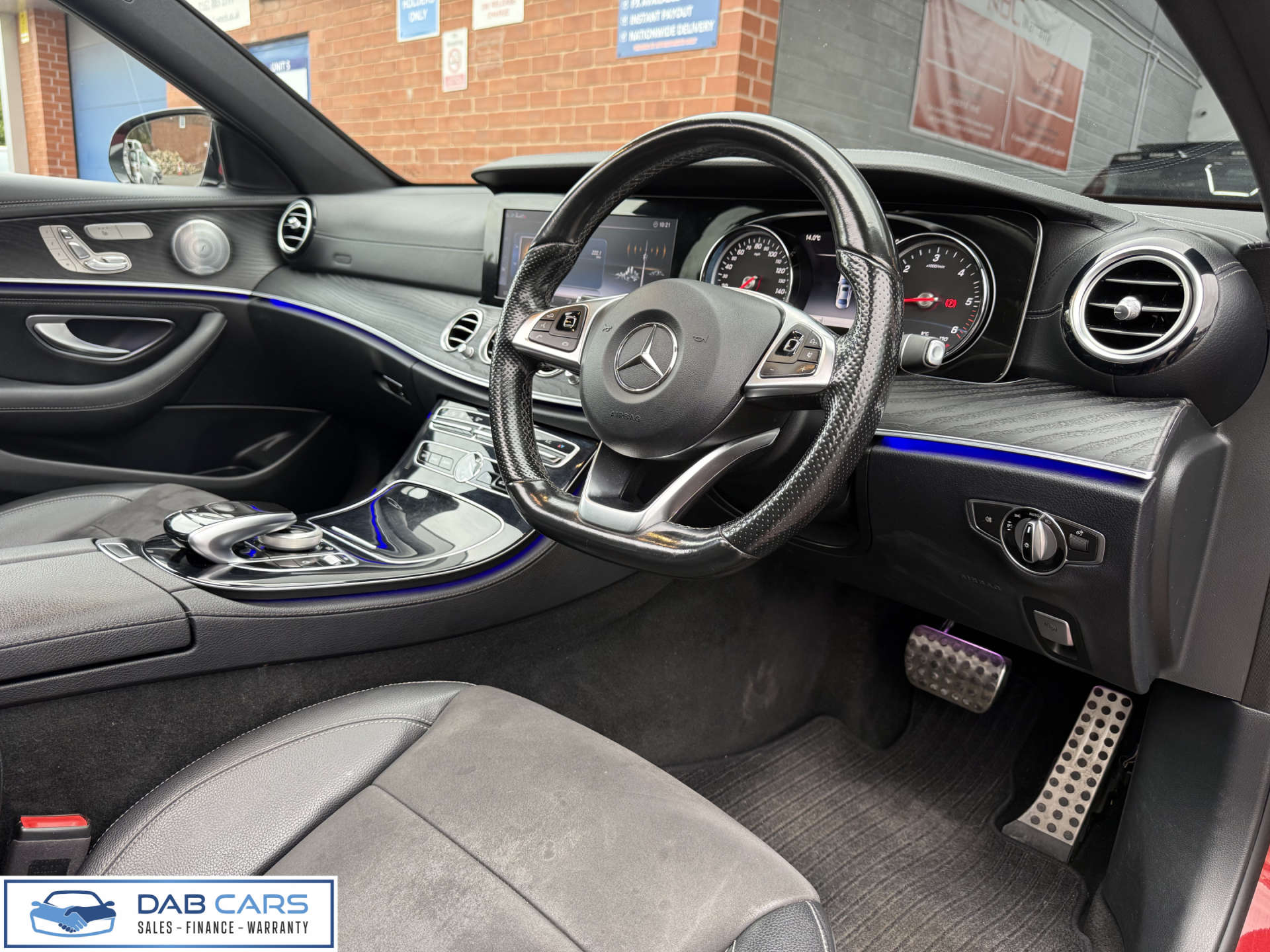 Mercedes-Benz E-CLASS 2.0 E 220 D AMG Line Premium+ 4Matic Auto 4WD 4dr #3