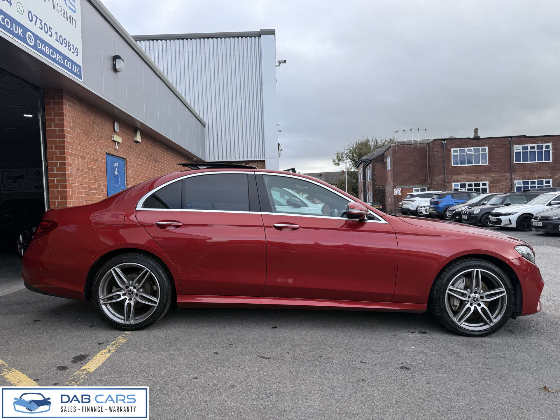 Mercedes-Benz E-CLASS 2.0 E 220 D AMG Line Premium+ 4Matic Auto 4WD 4dr #23