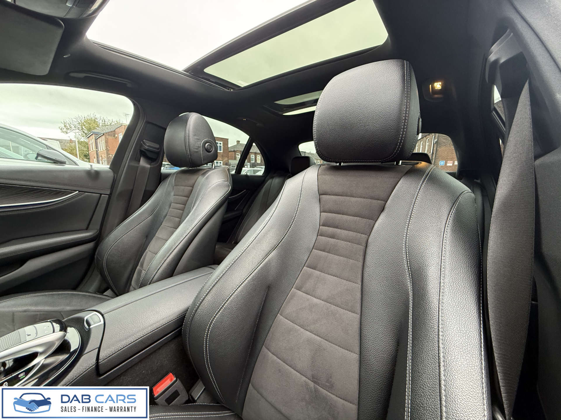 Mercedes-Benz E-CLASS 2.0 E 220 D AMG Line Premium+ 4Matic Auto 4WD 4dr #25