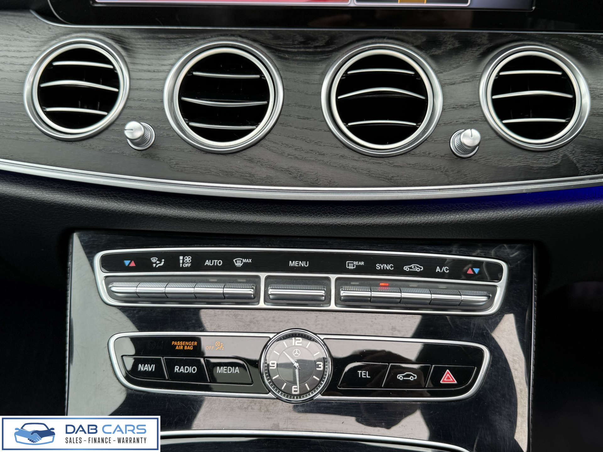 Mercedes-Benz E-CLASS 2.0 E 220 D AMG Line Premium+ 4Matic Auto 4WD 4dr #47