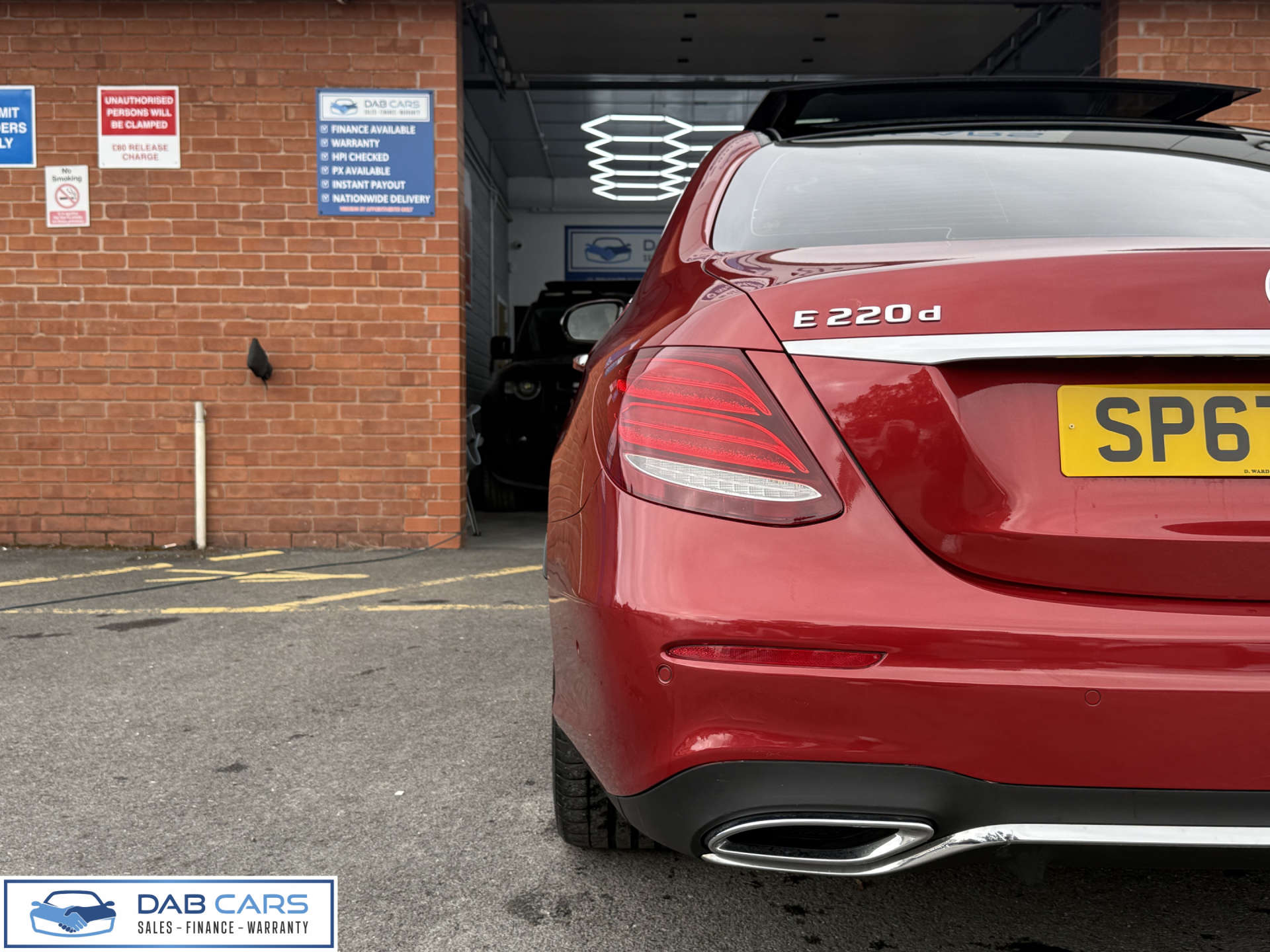 Mercedes-Benz E-CLASS 2.0 E 220 D AMG Line Premium+ 4Matic Auto 4WD 4dr #61