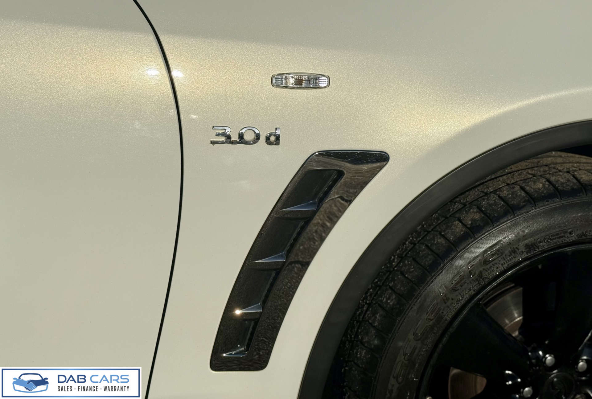 INFINITI QX70 3.0 QX70 S Premium D Auto 4WD 5dr #40