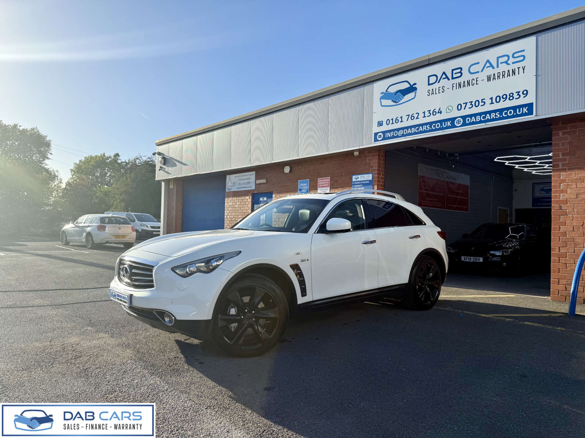 INFINITI QX70 3.0 QX70 S Premium D Auto 4WD 5dr #76