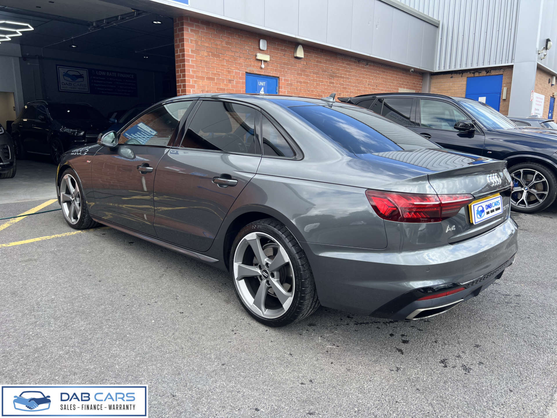 Audi A4 2.0 A4 Black Edition 35 TFSI Semi-Auto 4dr #64
