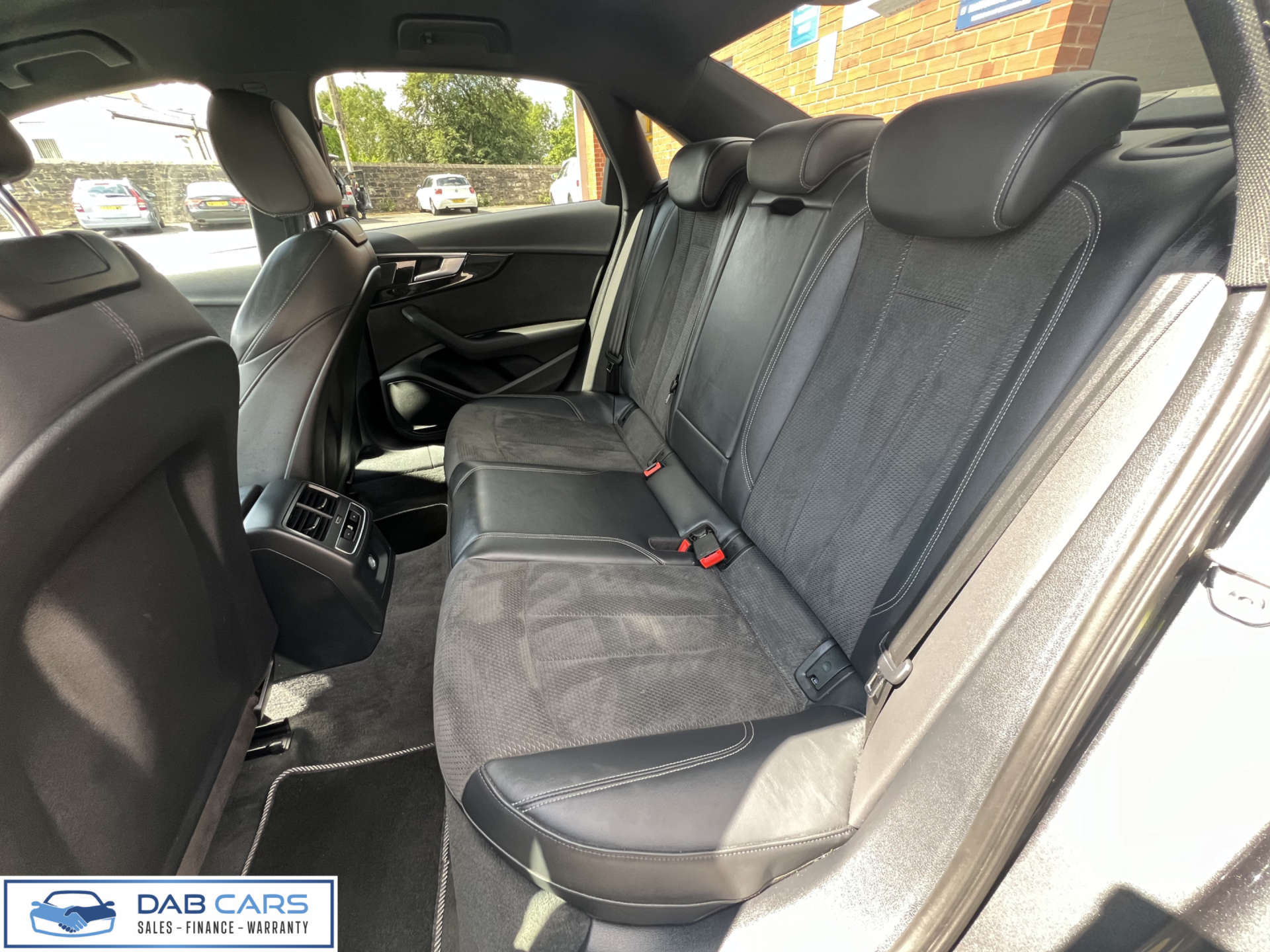 Audi A4 2.0 A4 Black Edition 35 TFSI Semi-Auto 4dr #70