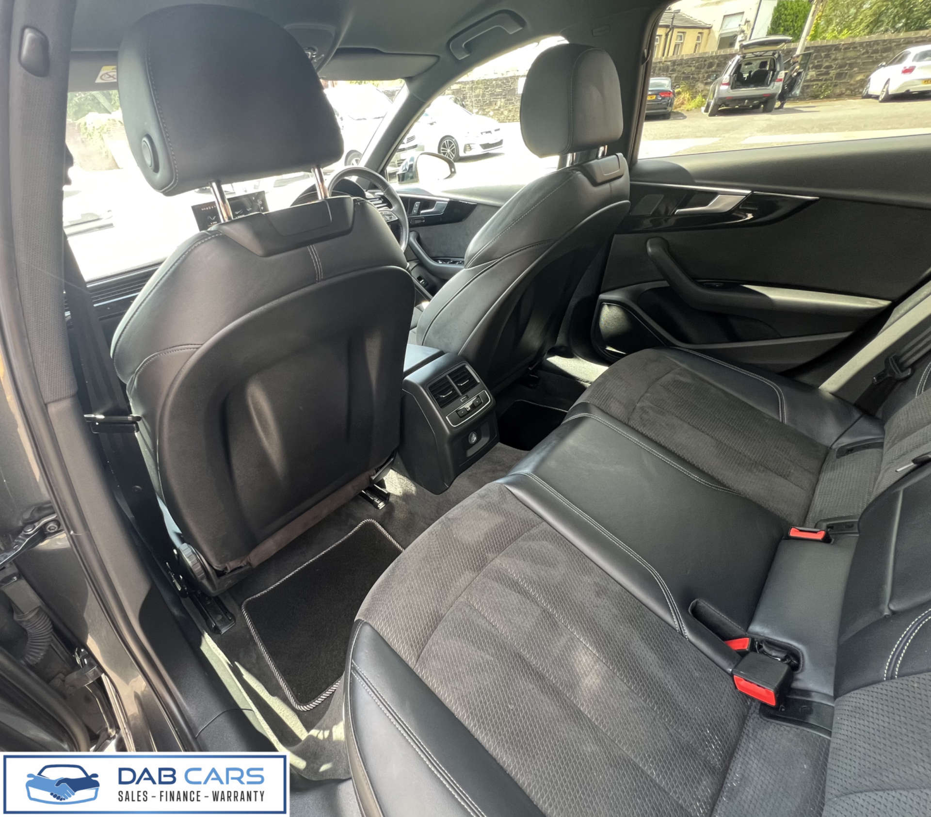 Audi A4 2.0 A4 Black Edition 35 TFSI Semi-Auto 4dr #71