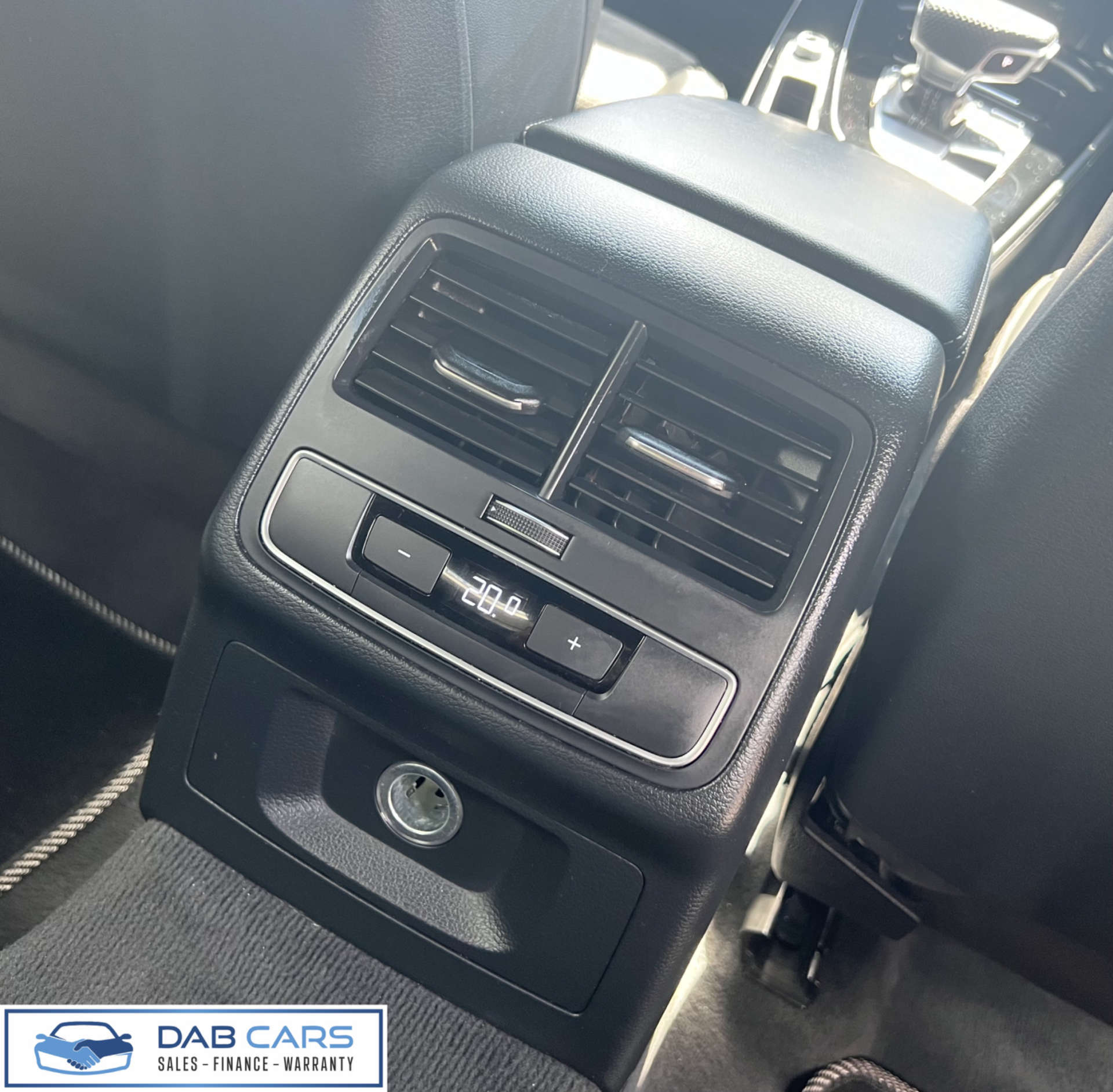 Audi A4 2.0 A4 Black Edition 35 TFSI Semi-Auto 4dr #77
