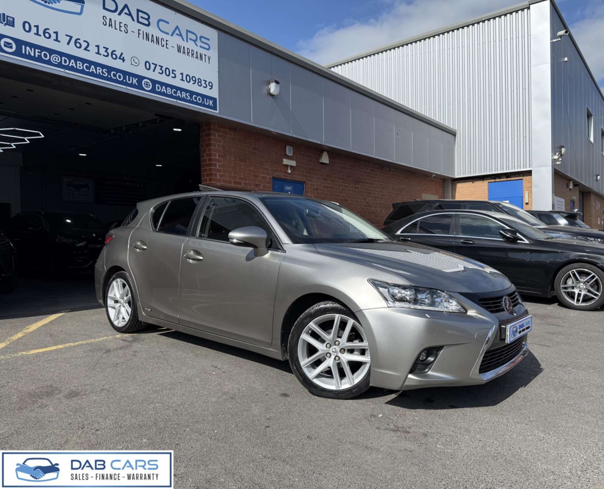 Lexus CT 1.8 200h Premier CVT Euro 6 (s/s) 5dr #40