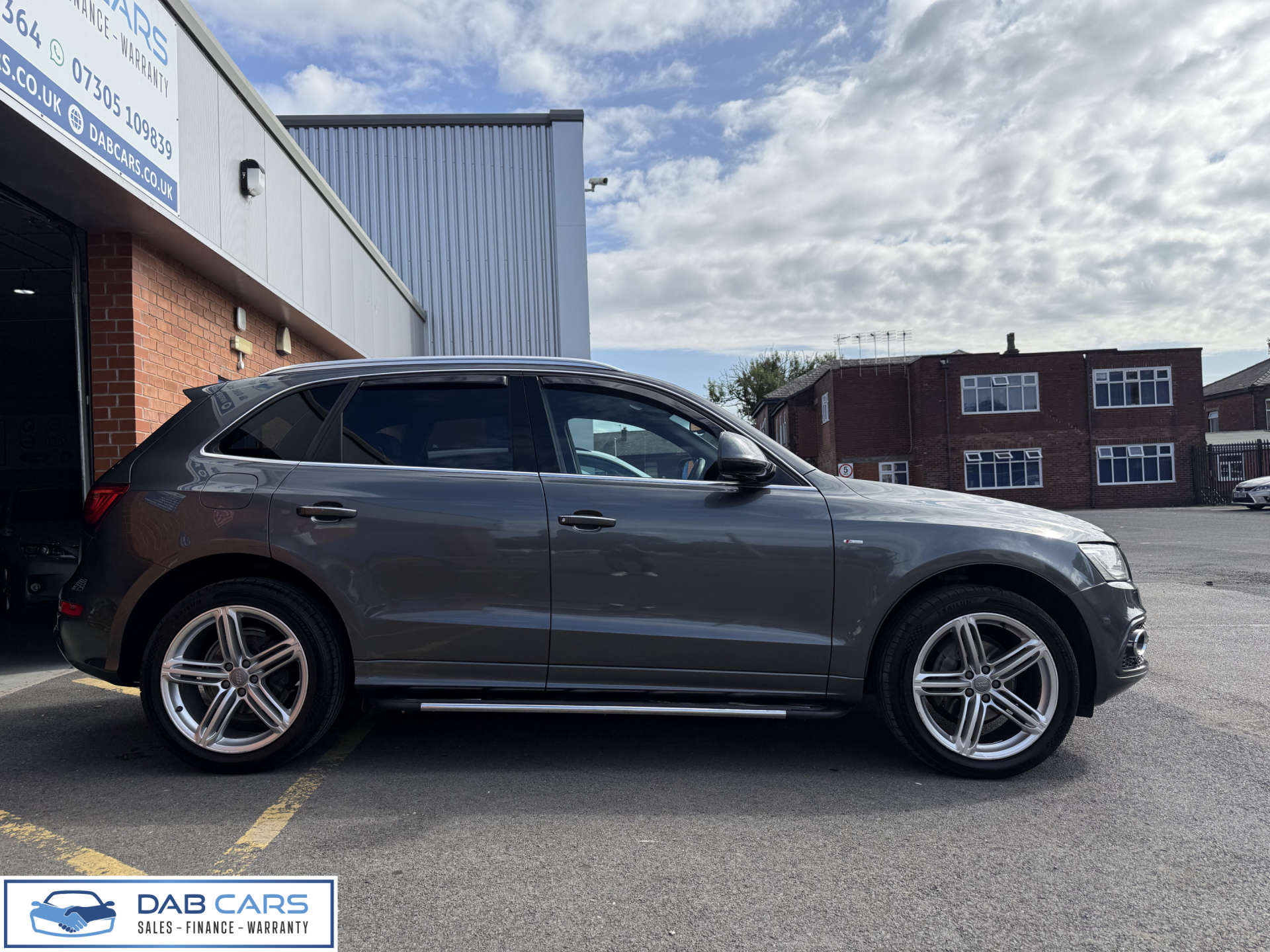 Audi Q5 2.0 Q5 S Line+ TDI Quattro Auto 4WD 5dr #5