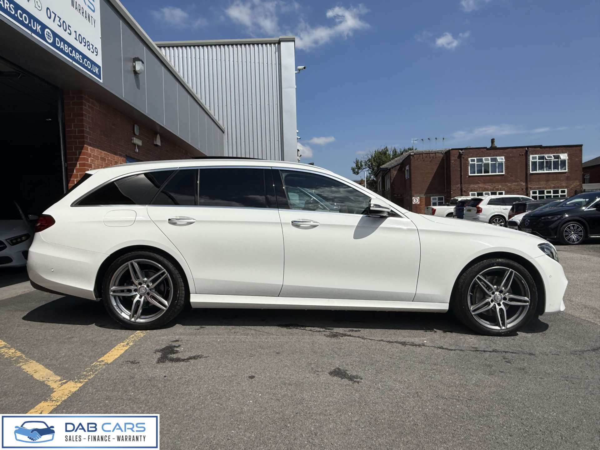 Mercedes-Benz E-CLASS 2.0 E 220 D AMG Line Premium 4Matic Auto 4WD 5dr #18