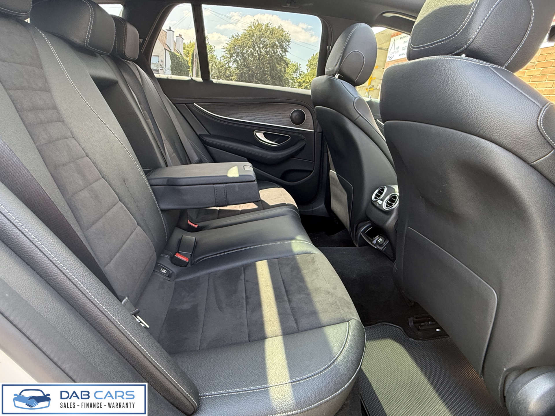 Mercedes-Benz E-CLASS 2.0 E 220 D AMG Line Premium 4Matic Auto 4WD 5dr #24