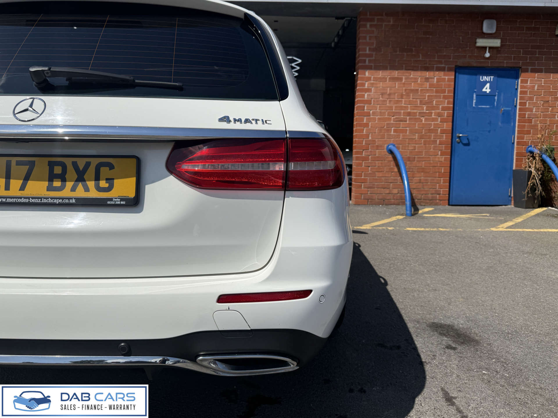 Mercedes-Benz E-CLASS 2.0 E 220 D AMG Line Premium 4Matic Auto 4WD 5dr #65