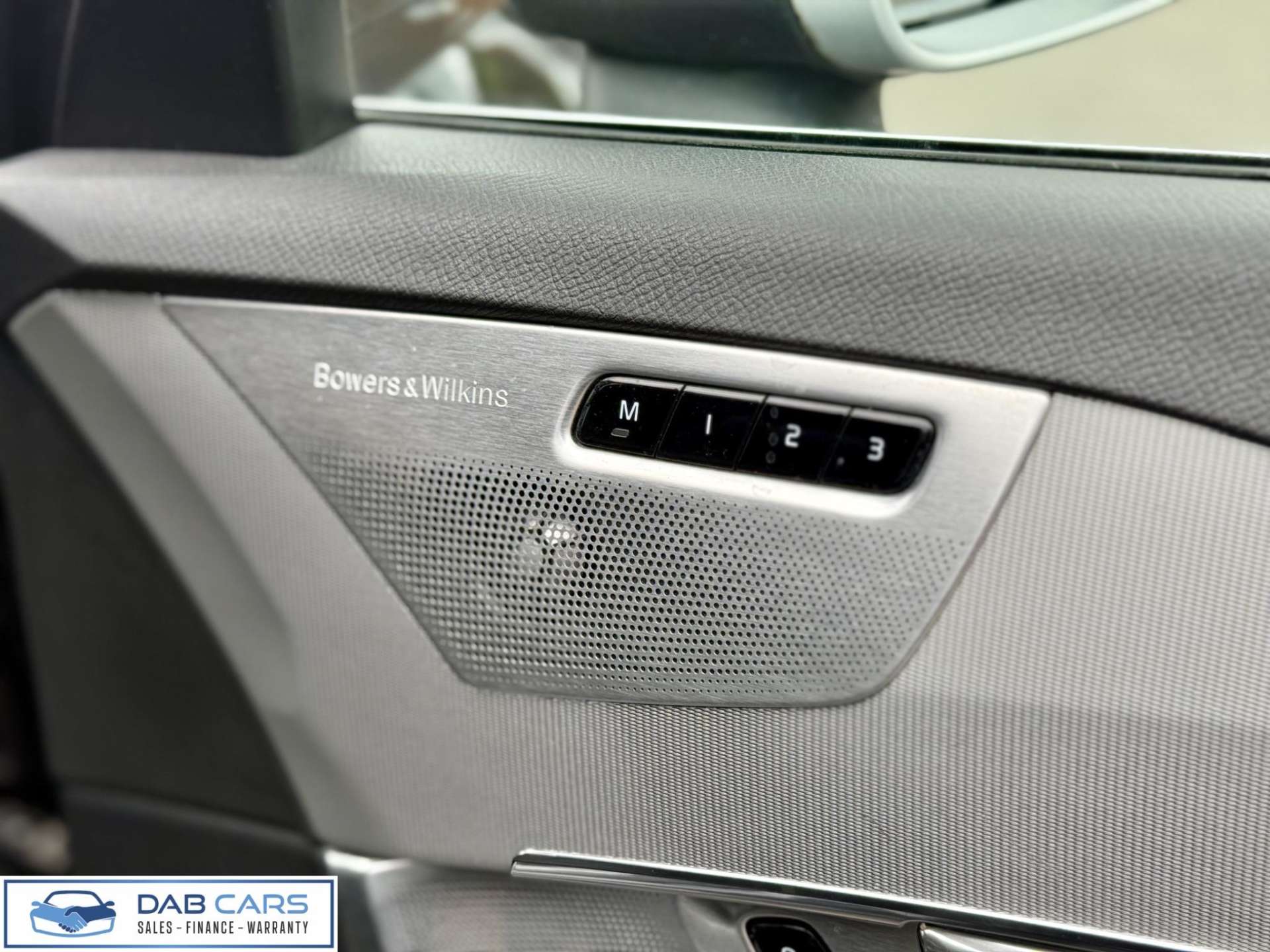 Volvo XC90 2.0 D5 R-Design Geartronic 4WD Euro 6 (s/s) 5dr #10