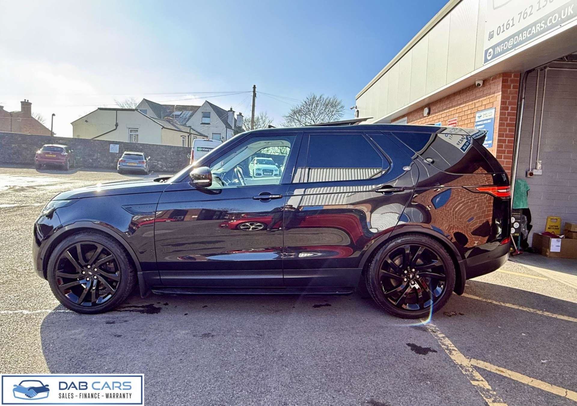 Land Rover Discovery 3.0 TD V6 First Edition Auto 4WD Euro 6 (s/s) 5dr #4