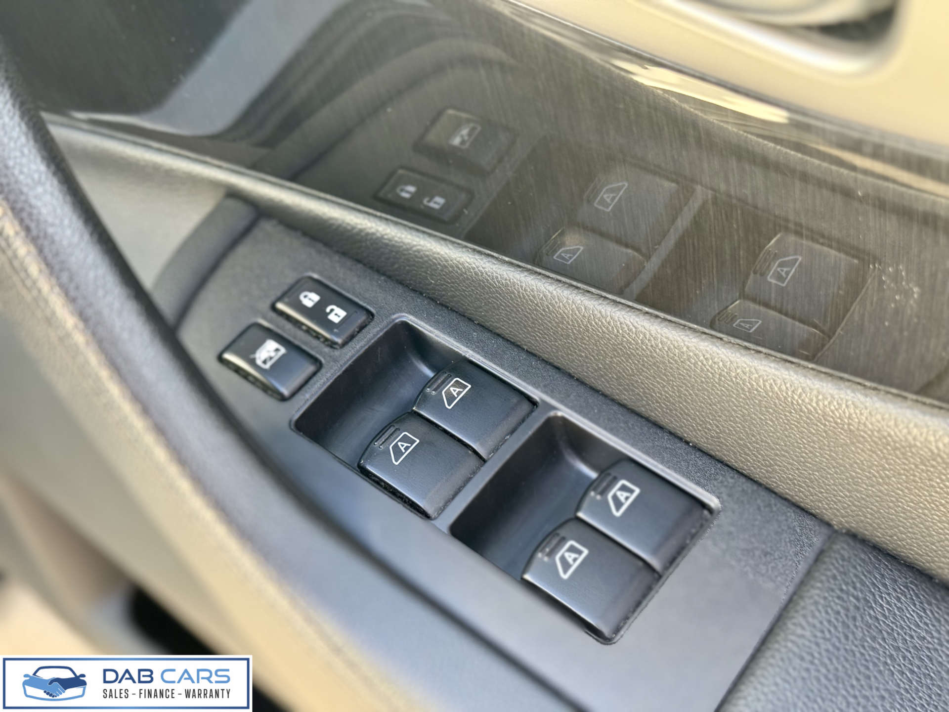 INFINITI QX70 3.0 QX70 S Premium D Auto 4WD 5dr #25