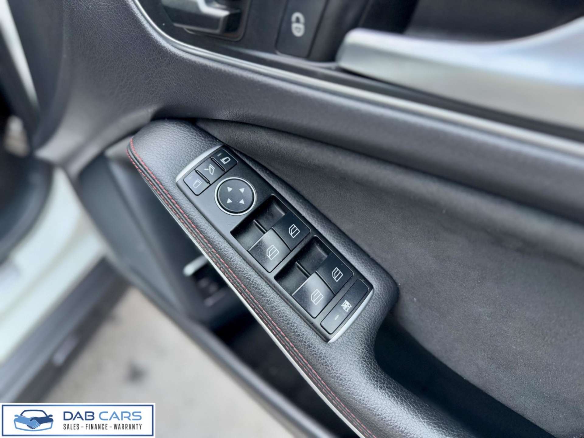 Mercedes-Benz GLA 2.1 GLA220d AMG Line (Premium Plus) 7G-DCT 4MATIC Euro 6 (s/s) 5dr #13