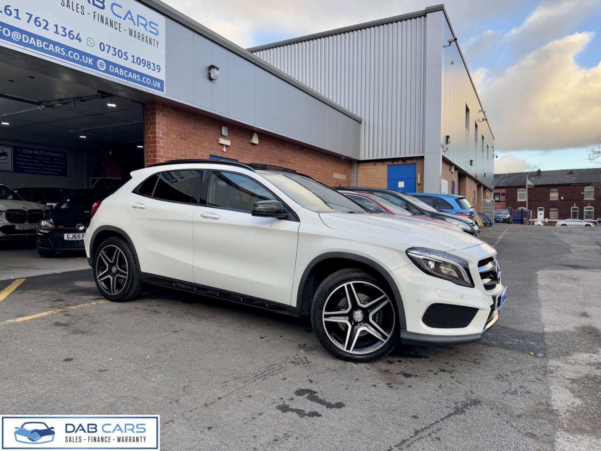 Mercedes-Benz GLA 2.1 GLA220d AMG Line (Premium Plus) 7G-DCT 4MATIC Euro 6 (s/s) 5dr #28