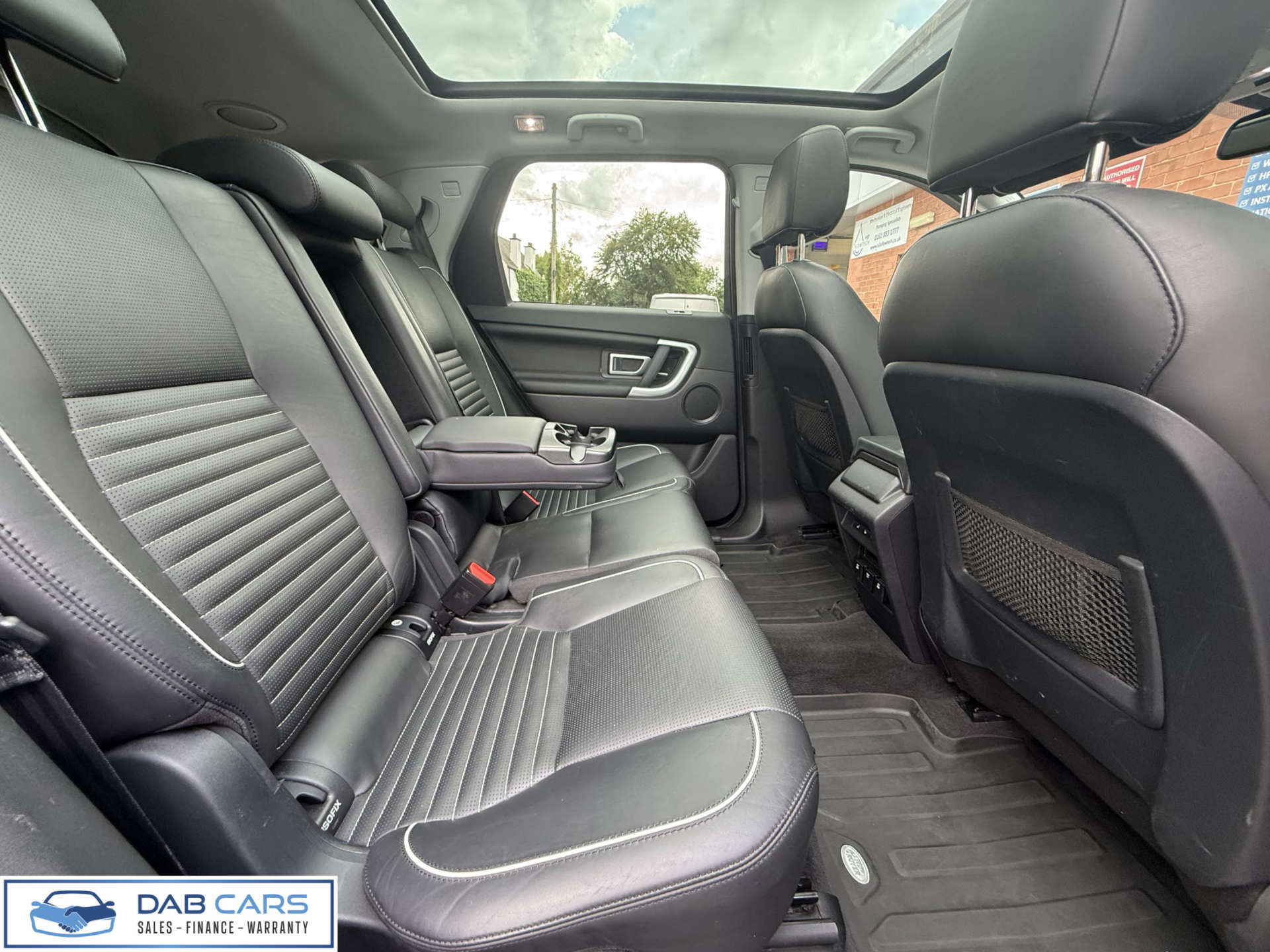 Land Rover Discovery Sport 2.0 Discovery Sport HSE Dynamic Luxury TD4 Auto 4WD 5dr #28