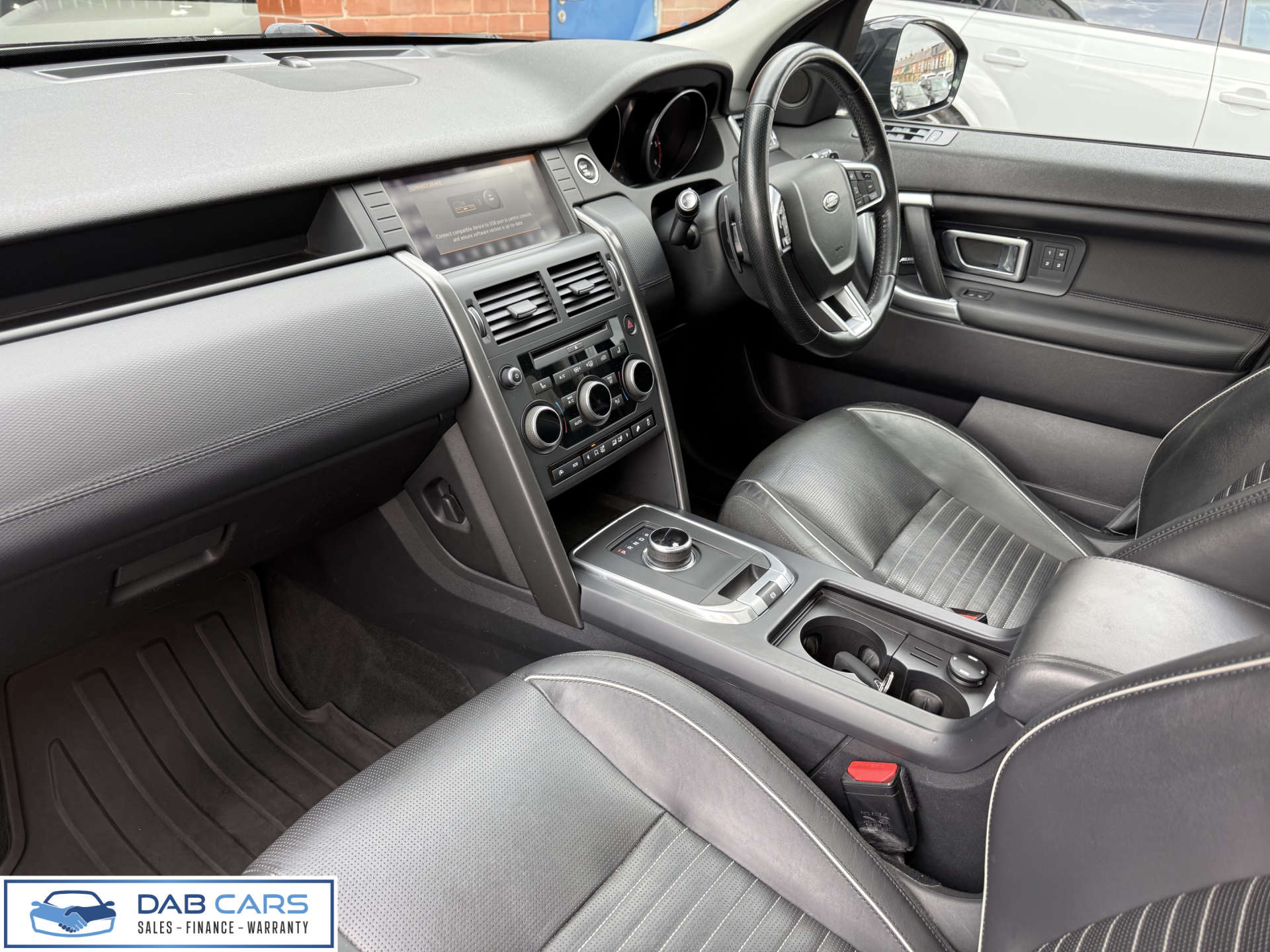 Land Rover Discovery Sport 2.0 Discovery Sport HSE Dynamic Luxury TD4 Auto 4WD 5dr #34