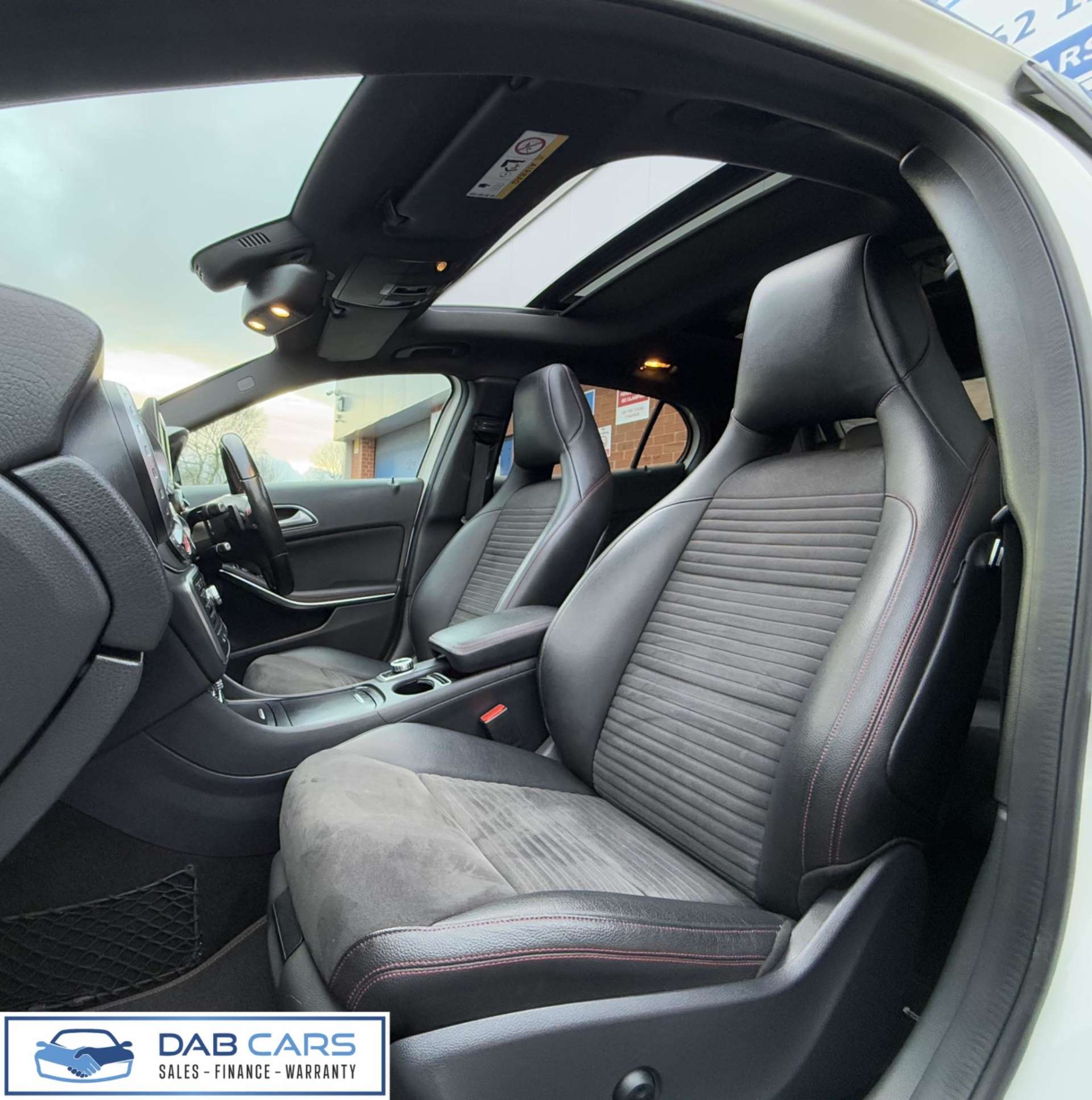 Mercedes-Benz GLA 2.1 GLA220d AMG Line (Premium Plus) 7G-DCT 4MATIC Euro 6 (s/s) 5dr #55