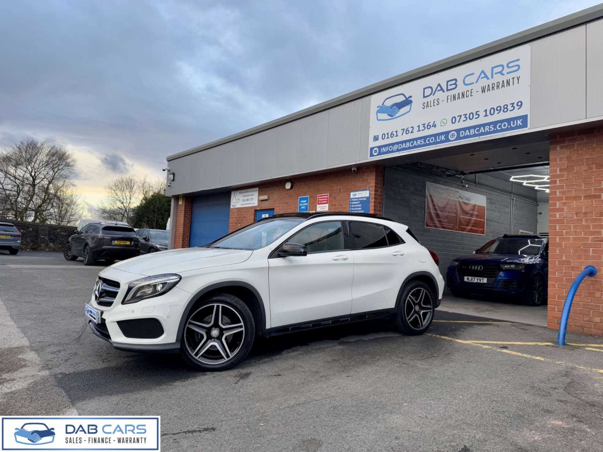 Mercedes-Benz GLA 2.1 GLA220d AMG Line (Premium Plus) 7G-DCT 4MATIC Euro 6 (s/s) 5dr #61