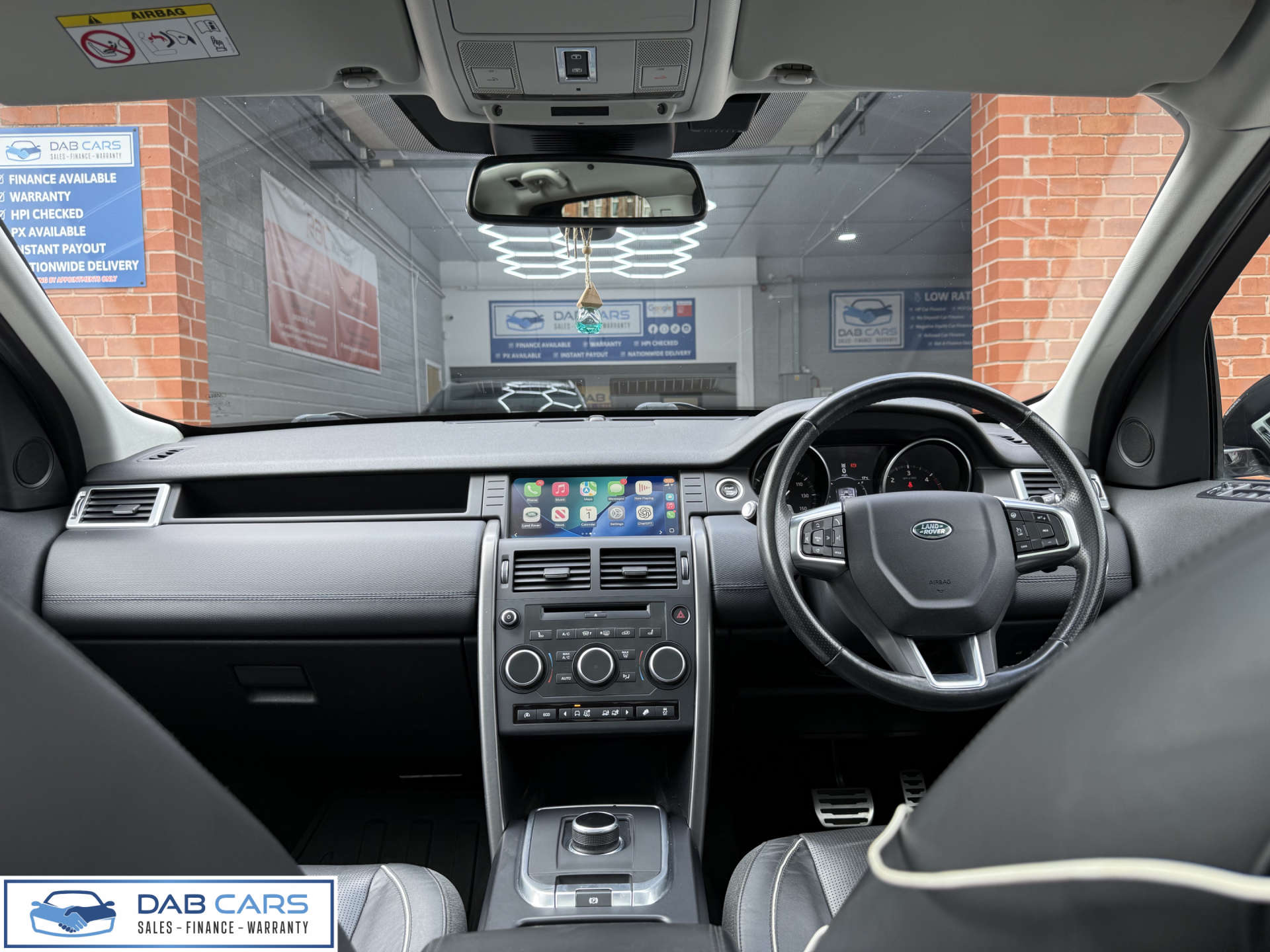 Land Rover Discovery Sport 2.0 Discovery Sport HSE Dynamic Luxury TD4 Auto 4WD 5dr #42