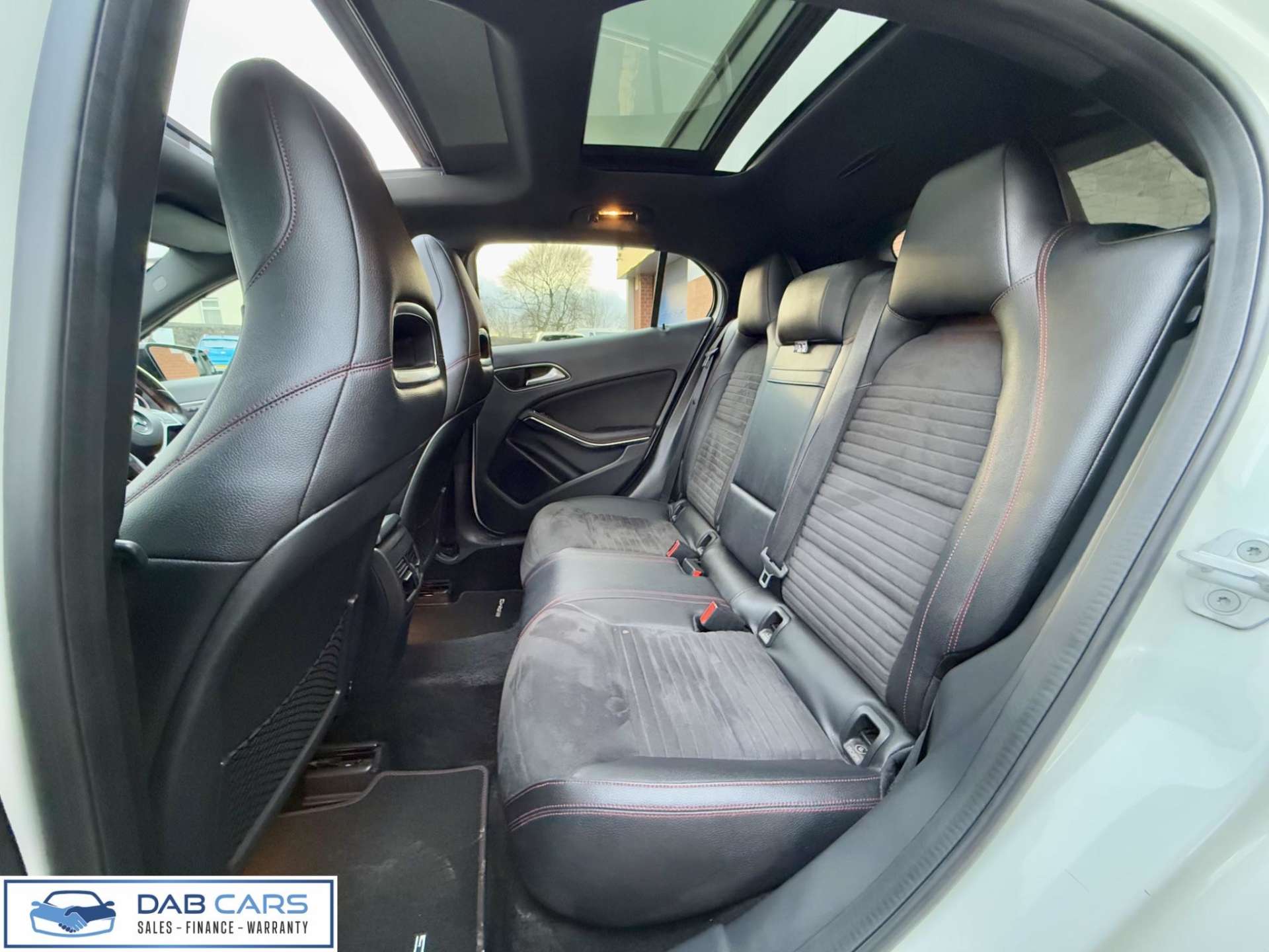 Mercedes-Benz GLA 2.1 GLA220d AMG Line (Premium Plus) 7G-DCT 4MATIC Euro 6 (s/s) 5dr #62