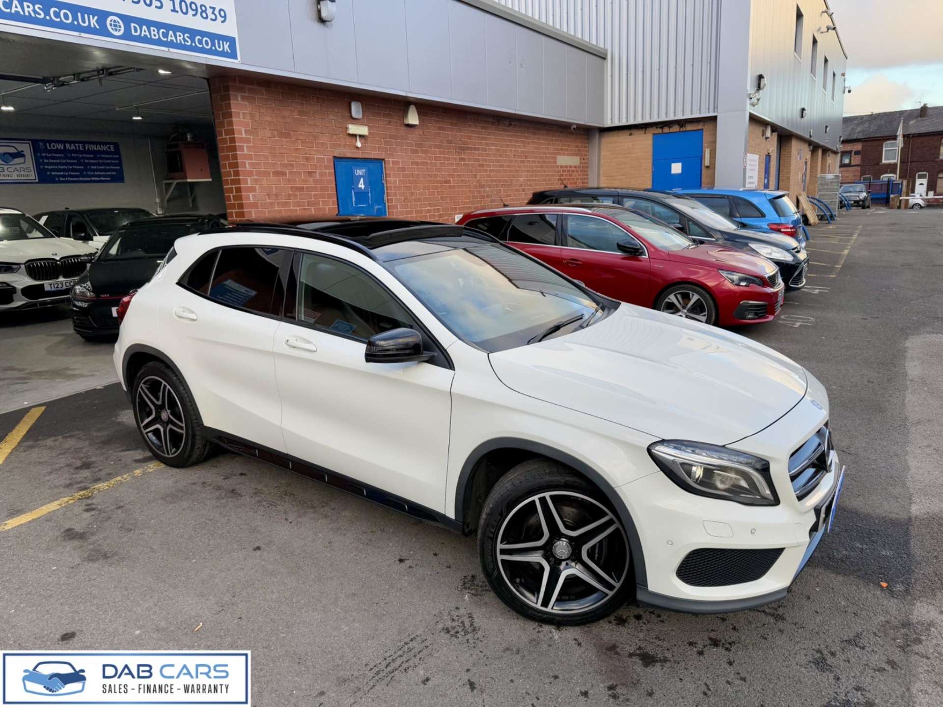 Mercedes-Benz GLA 2.1 GLA220d AMG Line (Premium Plus) 7G-DCT 4MATIC Euro 6 (s/s) 5dr #68