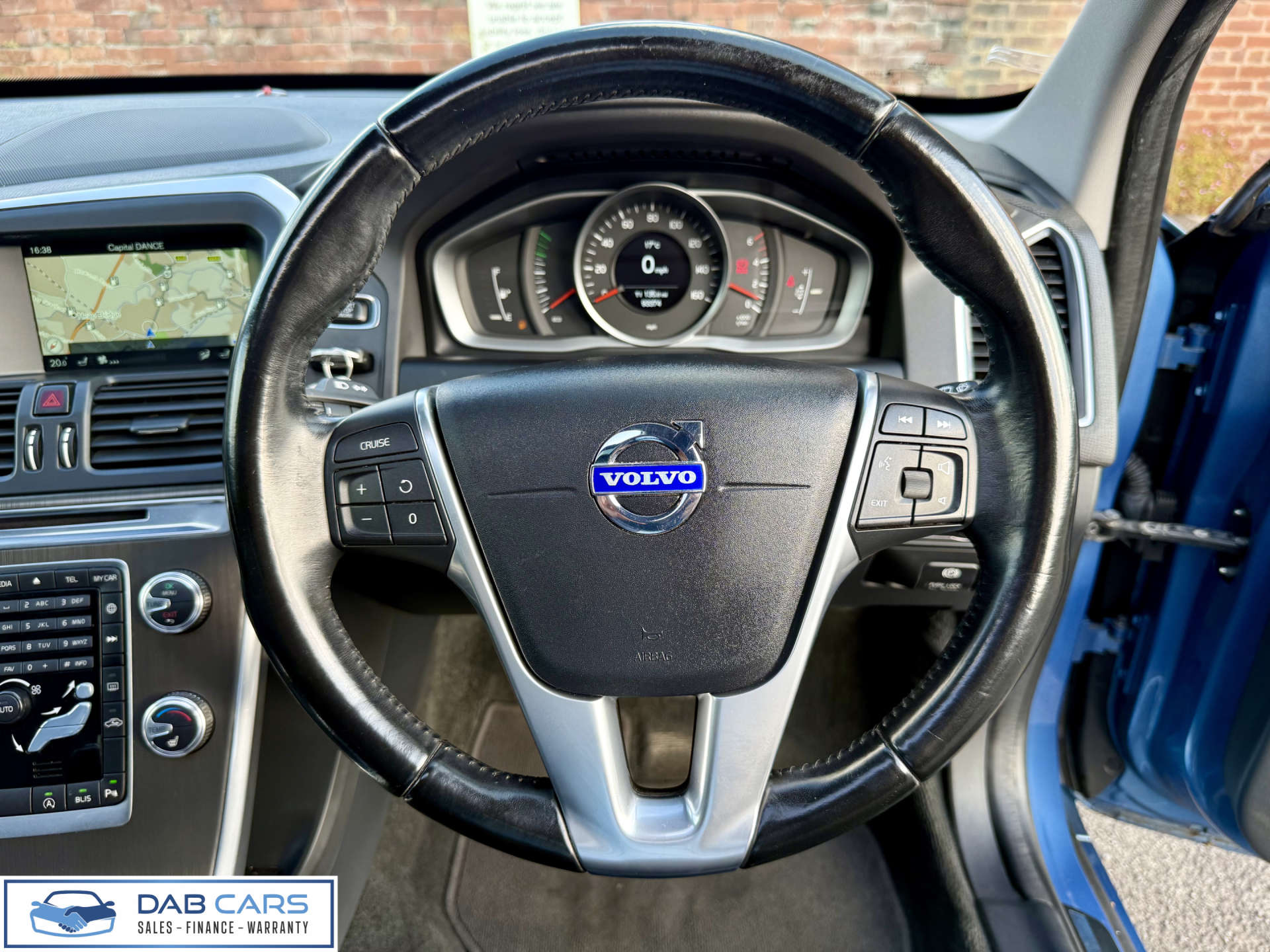 Volvo XC60 2.0 XC60 SE Nav D4 5dr #65