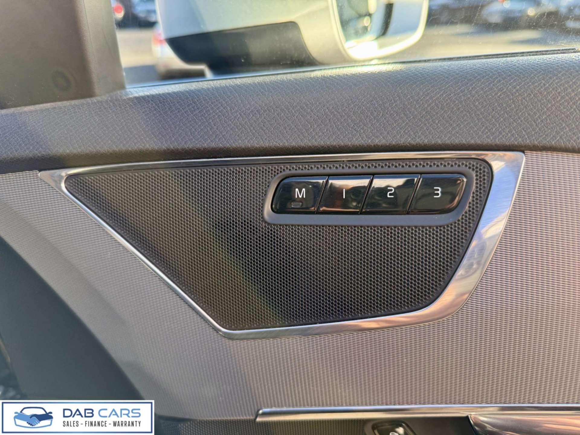 Volvo XC90 2.0 D5 R-Design Geartronic 4WD Euro 6 (s/s) 5dr #6