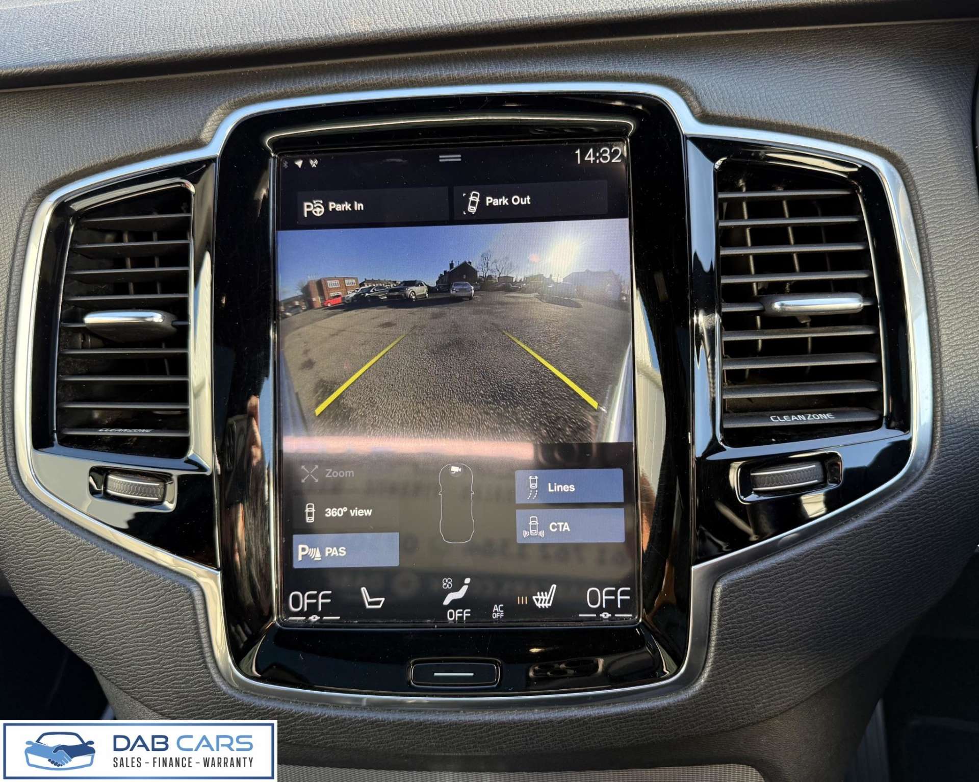 Volvo XC90 2.0 D5 R-Design Geartronic 4WD Euro 6 (s/s) 5dr #24