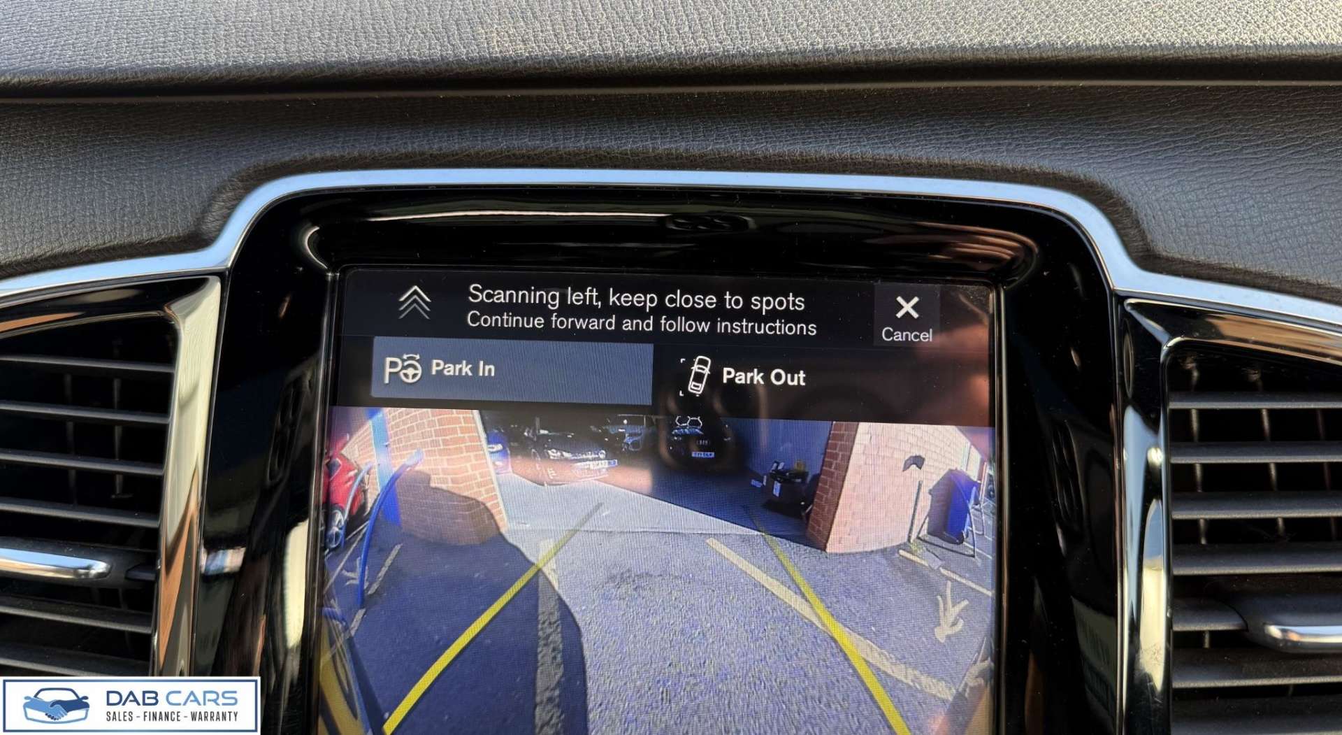 Volvo XC90 2.0 D5 R-Design Geartronic 4WD Euro 6 (s/s) 5dr #25