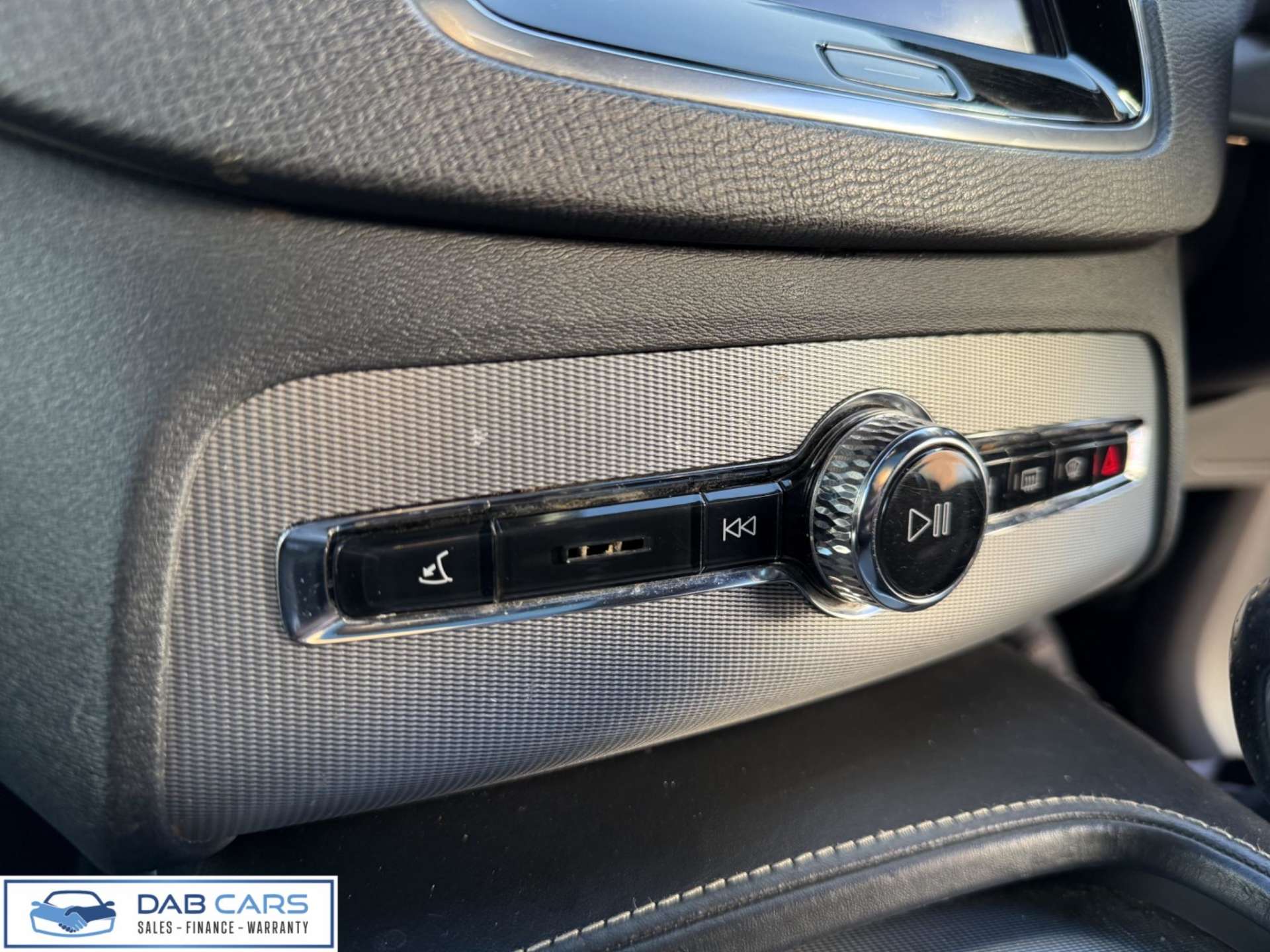 Volvo XC90 2.0 D5 R-Design Geartronic 4WD Euro 6 (s/s) 5dr #77