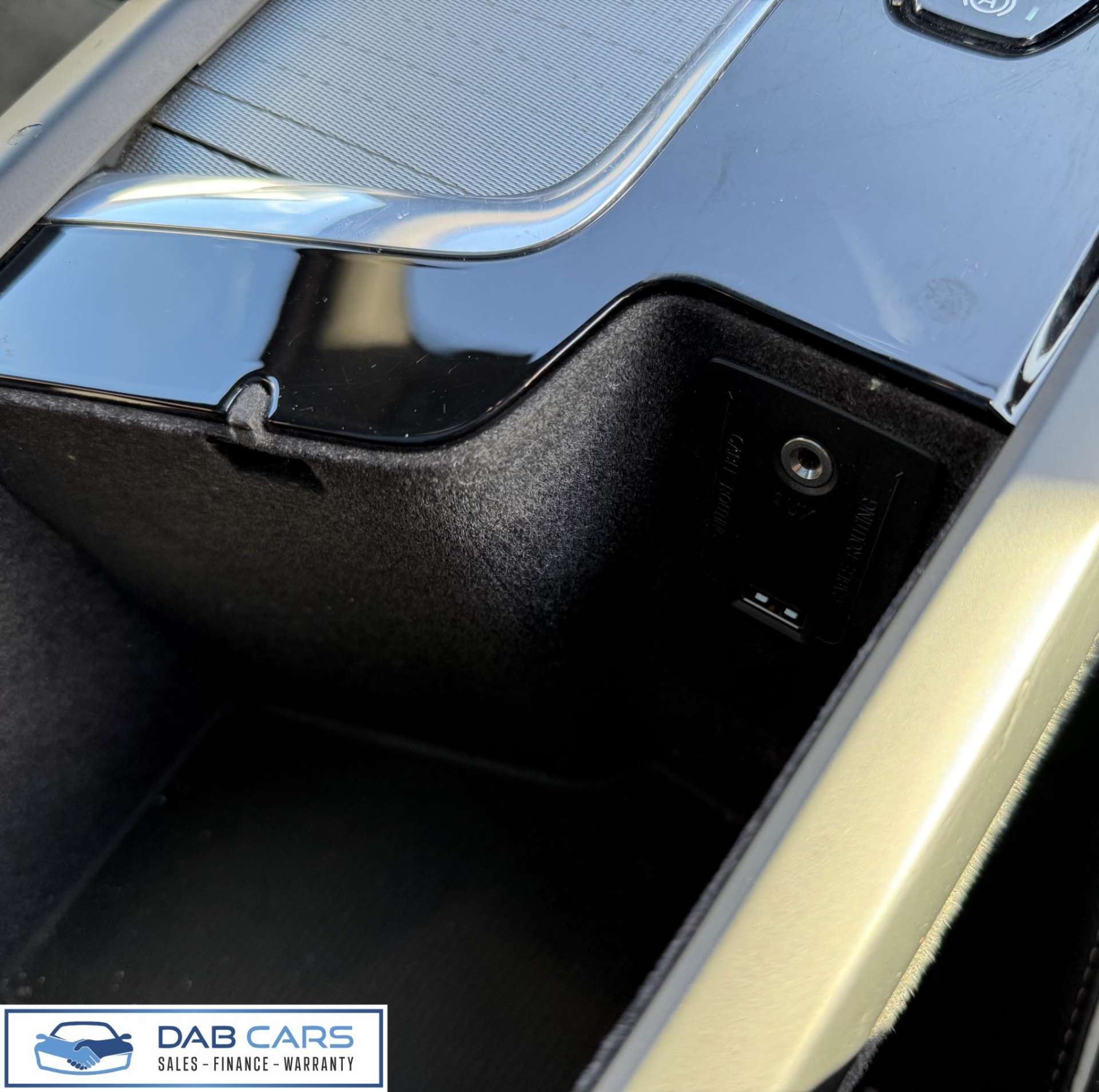 Volvo XC90 2.0 D5 R-Design Geartronic 4WD Euro 6 (s/s) 5dr #81