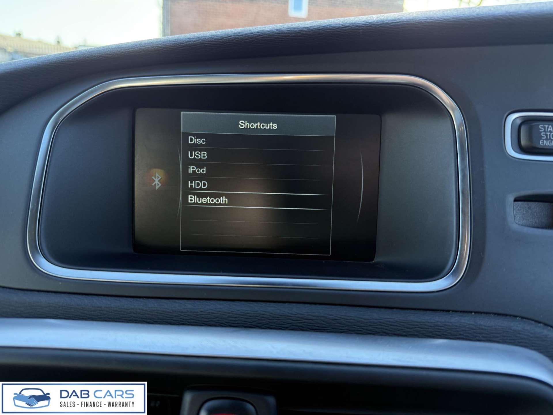 Volvo V40 Cross Country 2.0 T5 Pro Auto AWD Euro 6 (s/s) 5dr #18