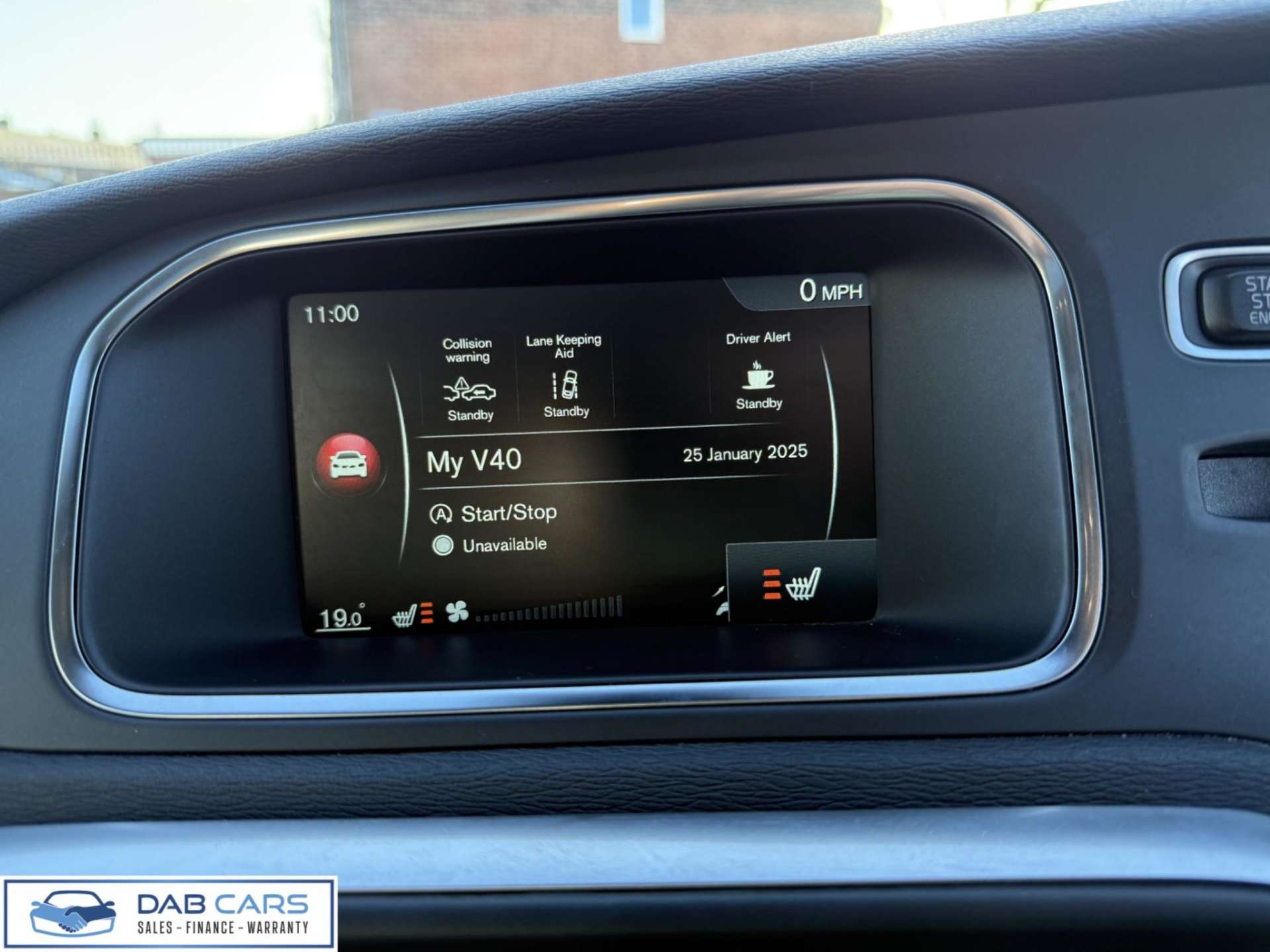 Volvo V40 Cross Country 2.0 T5 Pro Auto AWD Euro 6 (s/s) 5dr #19