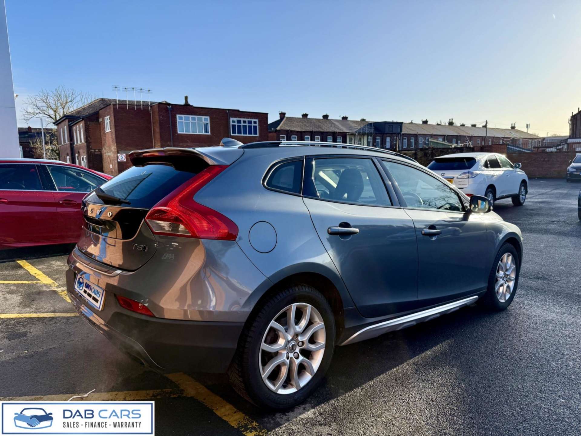Volvo V40 Cross Country 2.0 T5 Pro Auto AWD Euro 6 (s/s) 5dr #34