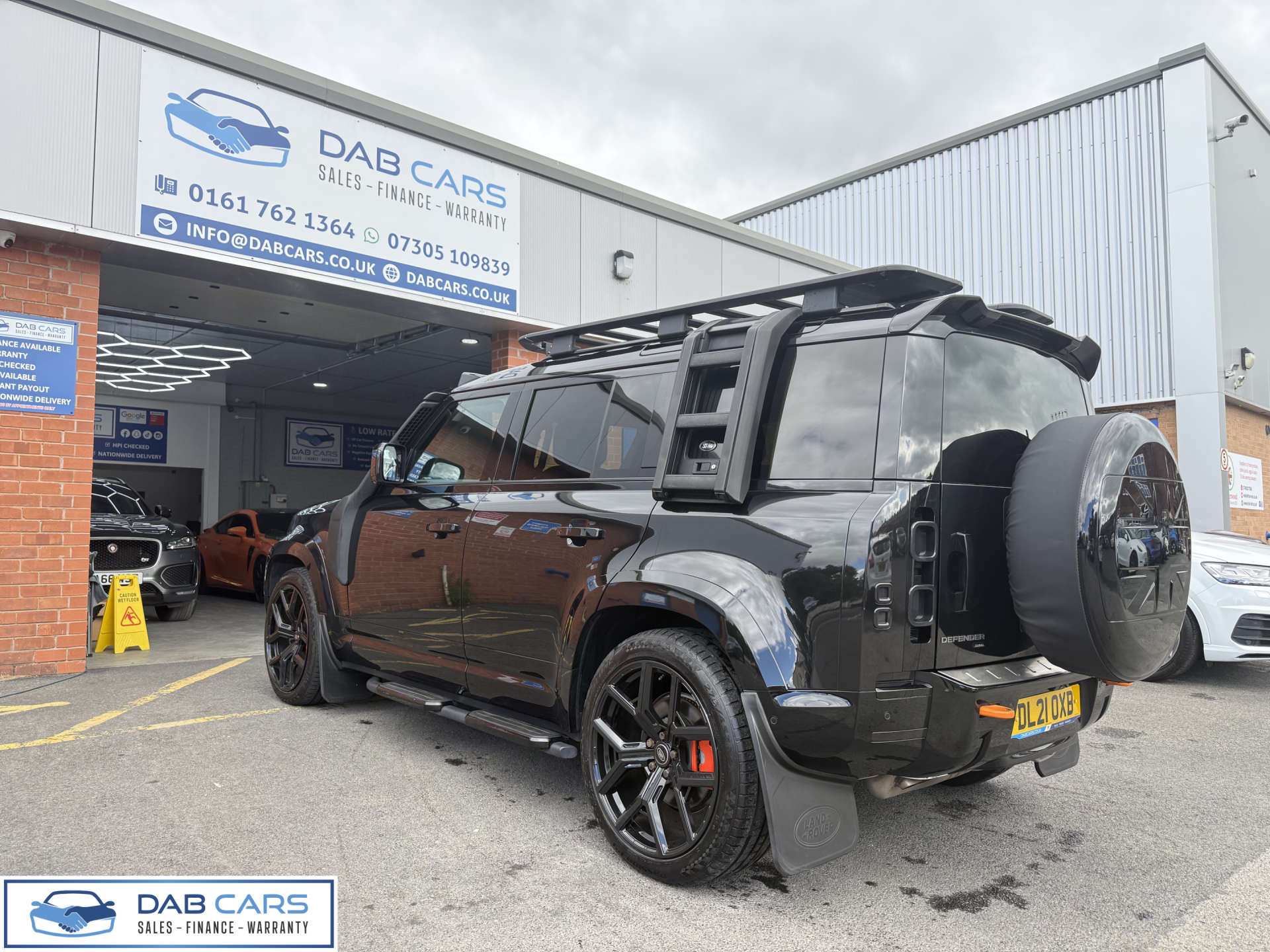 Land Rover DEFENDER 3.0 Defender X-Dynamic HSE D MHEV Auto 4WD 5dr #1