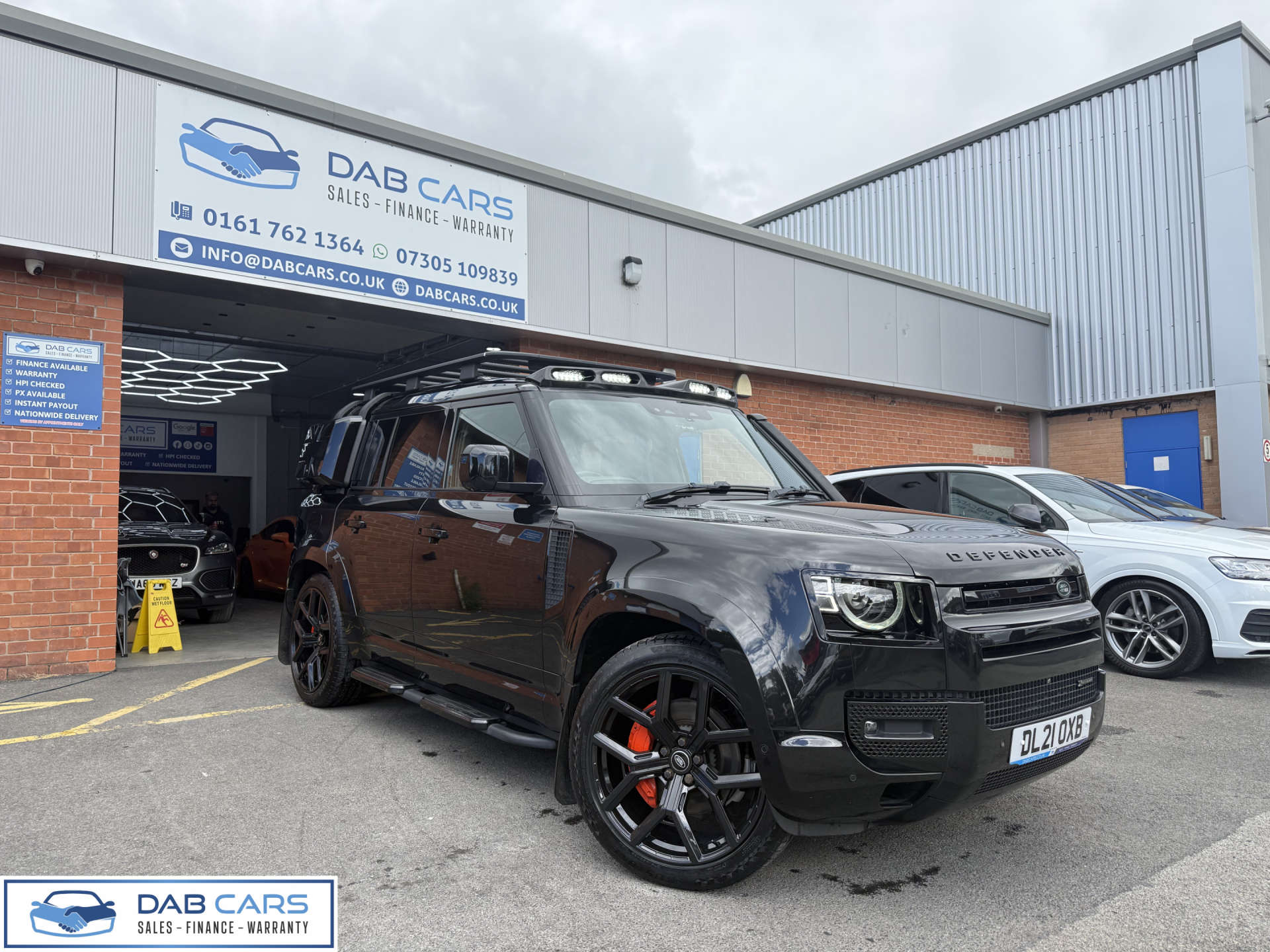 Land Rover DEFENDER 3.0 Defender X-Dynamic HSE D MHEV Auto 4WD 5dr #10