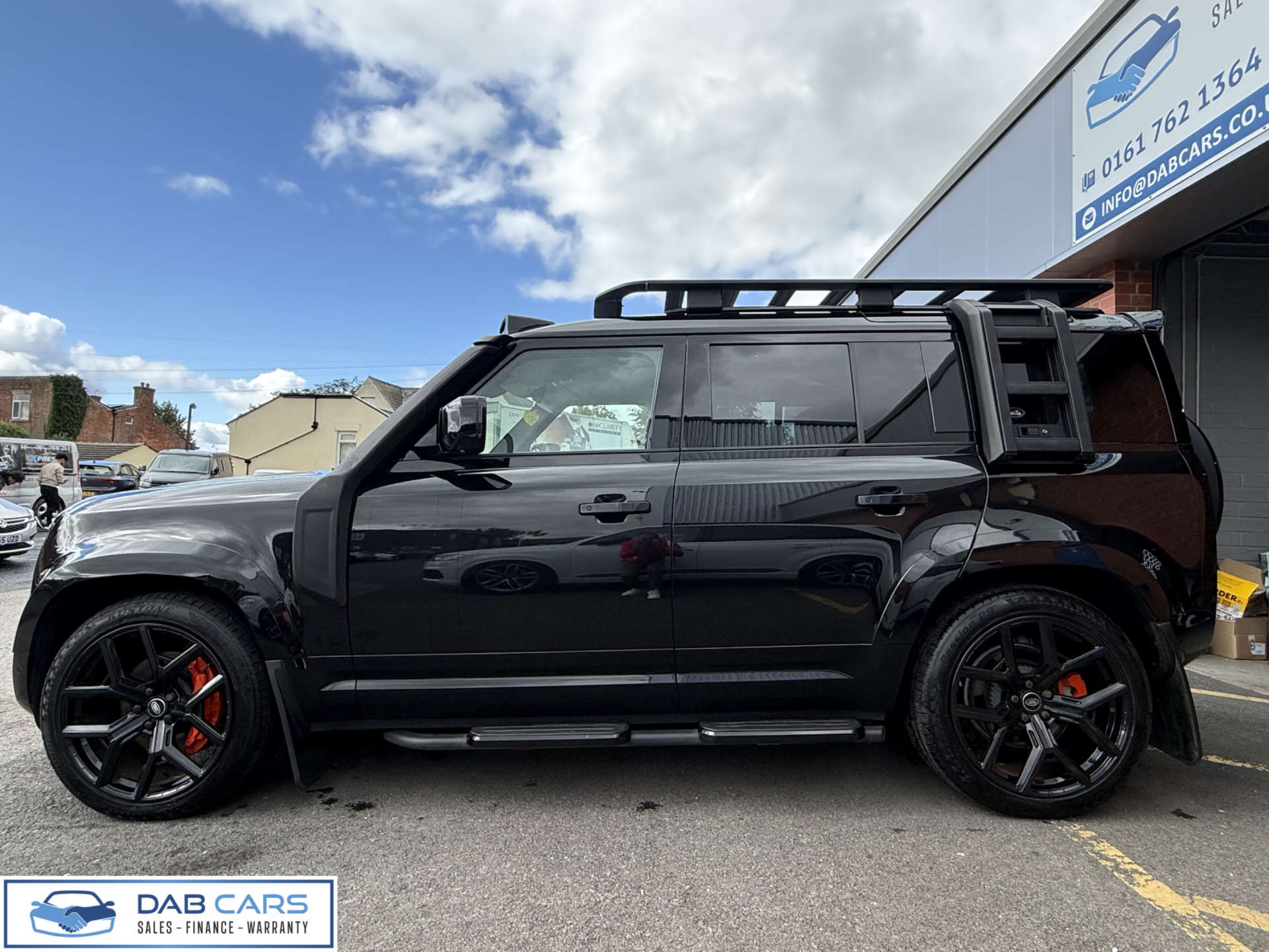 Land Rover DEFENDER 3.0 Defender X-Dynamic HSE D MHEV Auto 4WD 5dr #13