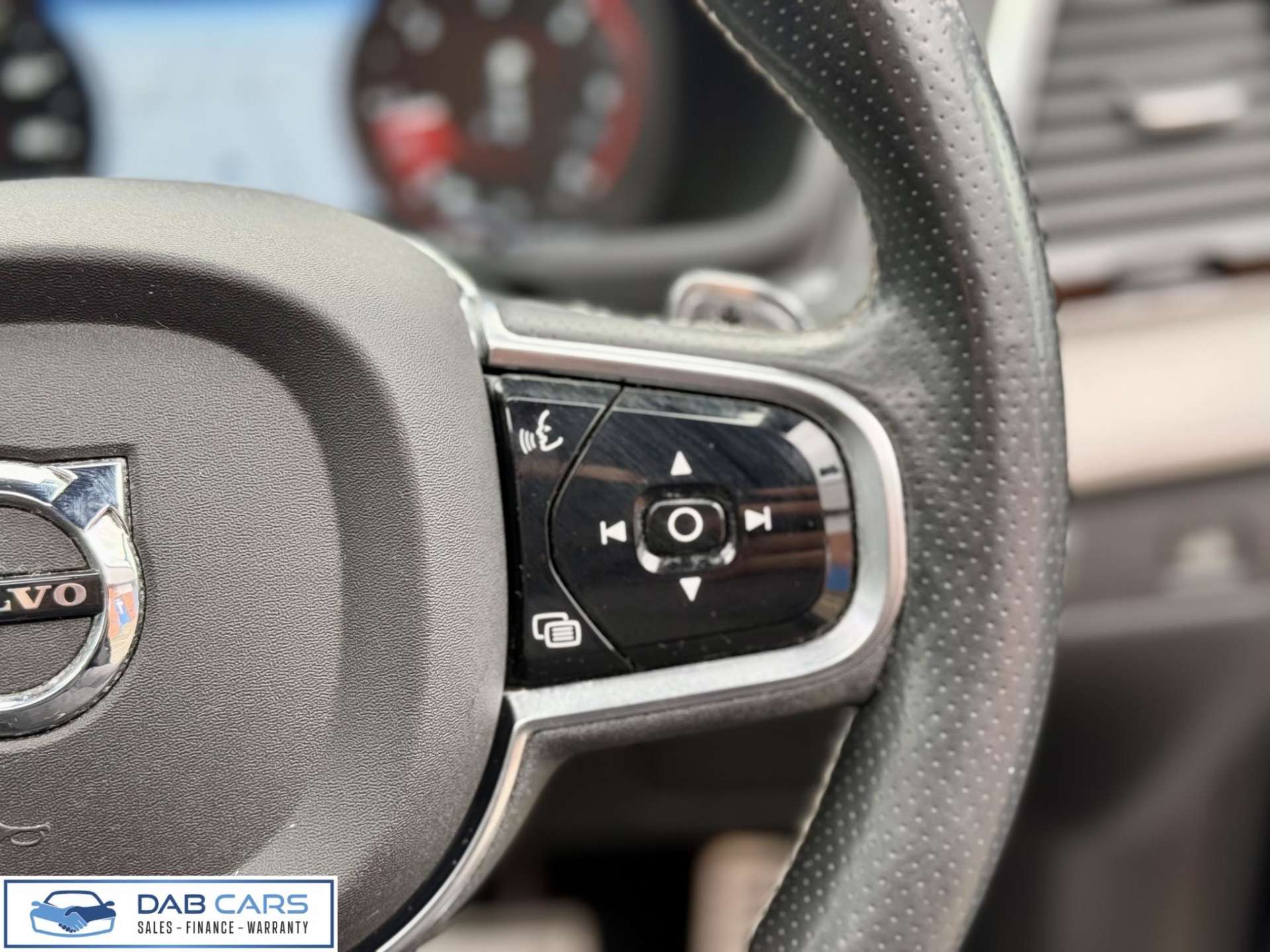 Volvo XC90 2.0 D5 R-Design Geartronic 4WD Euro 6 (s/s) 5dr #85