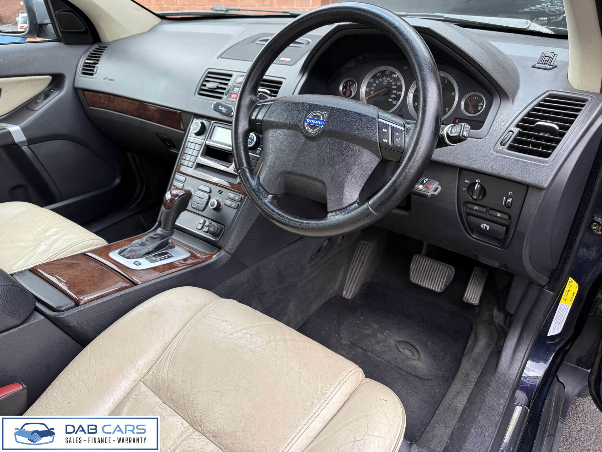 Volvo XC90 2.4 XC90 Executive D5 Auto 4WD 5dr #17