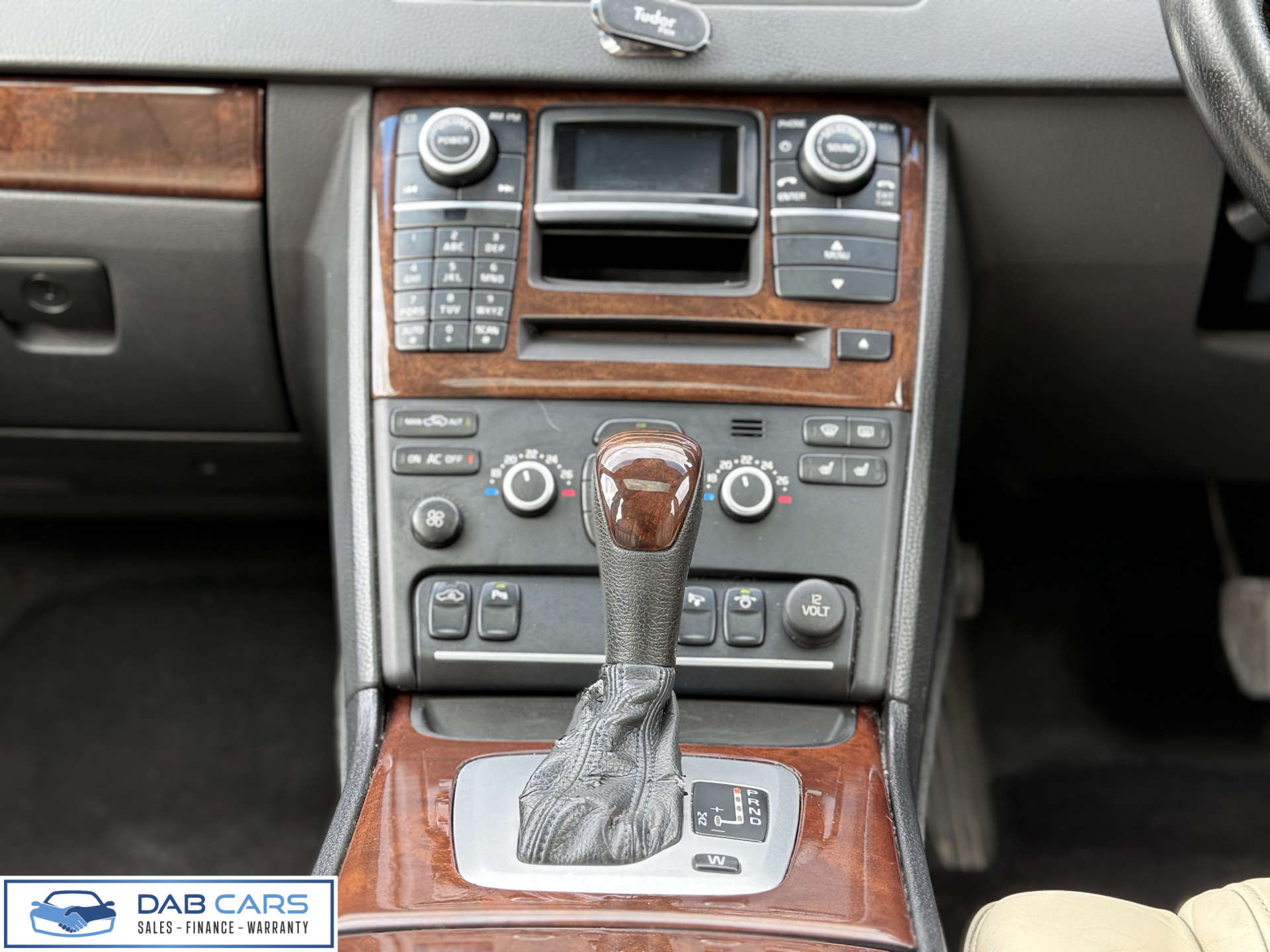 Volvo XC90 2.4 XC90 Executive D5 Auto 4WD 5dr #23